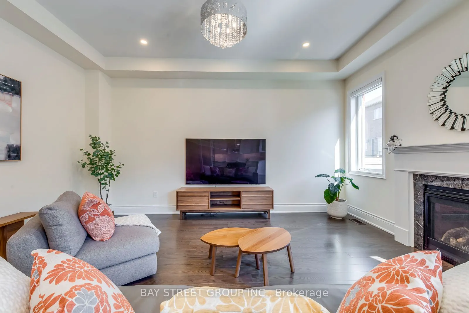 3091 Streamwood Pass
