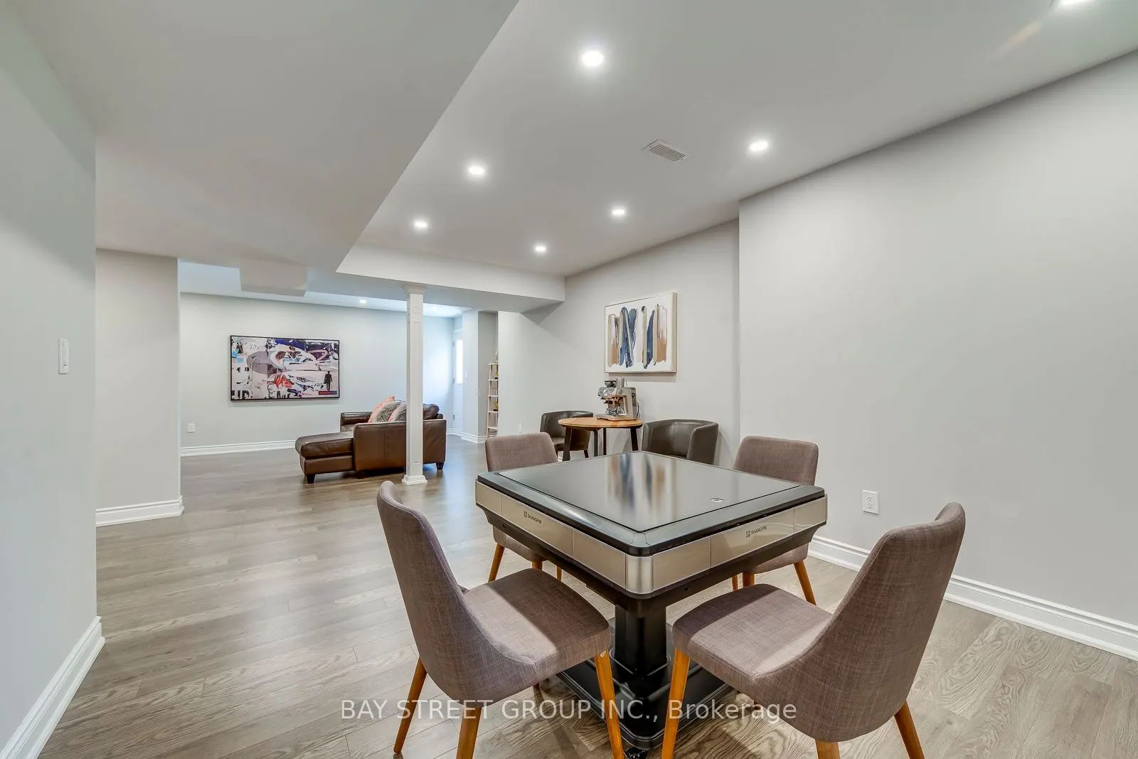 3091 Streamwood Pass