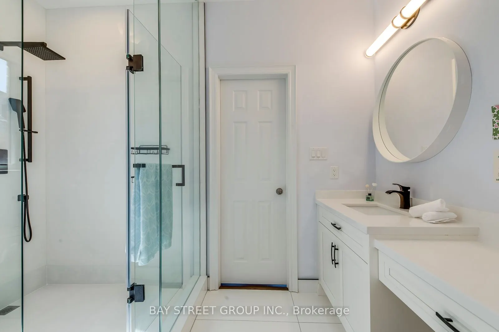 3091 Streamwood Pass