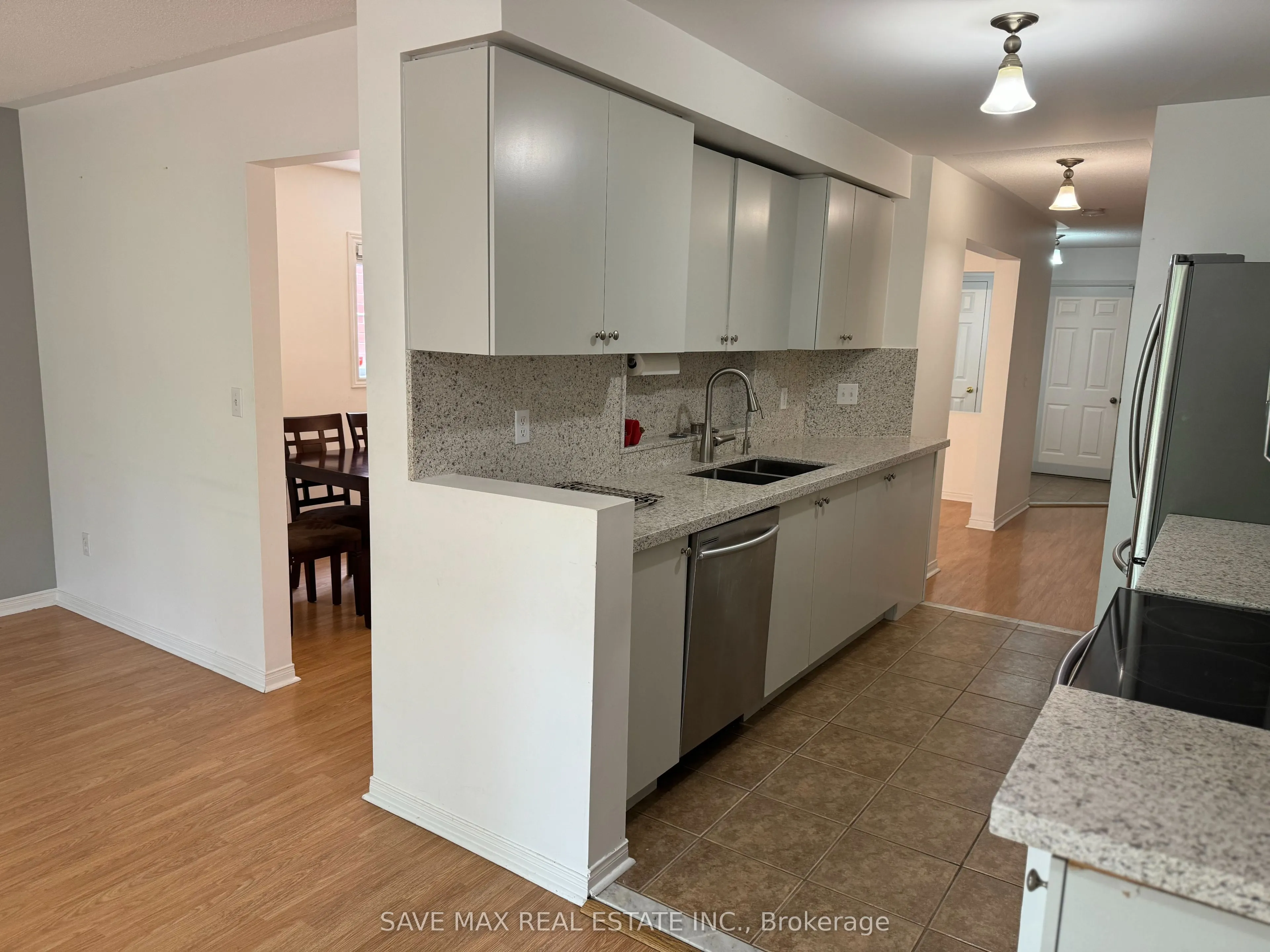 1148 Windbrook Grove