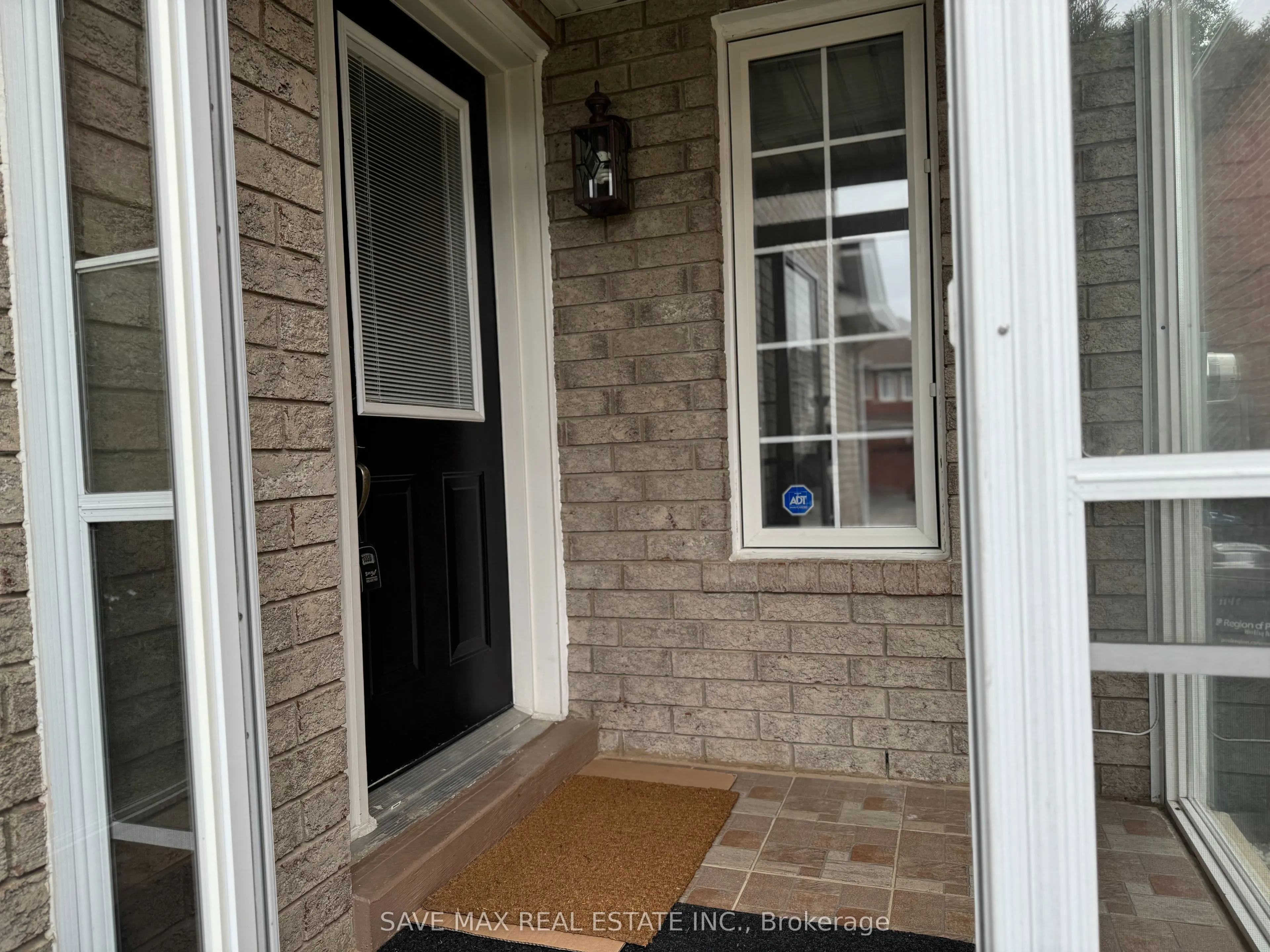 1148 Windbrook Grove