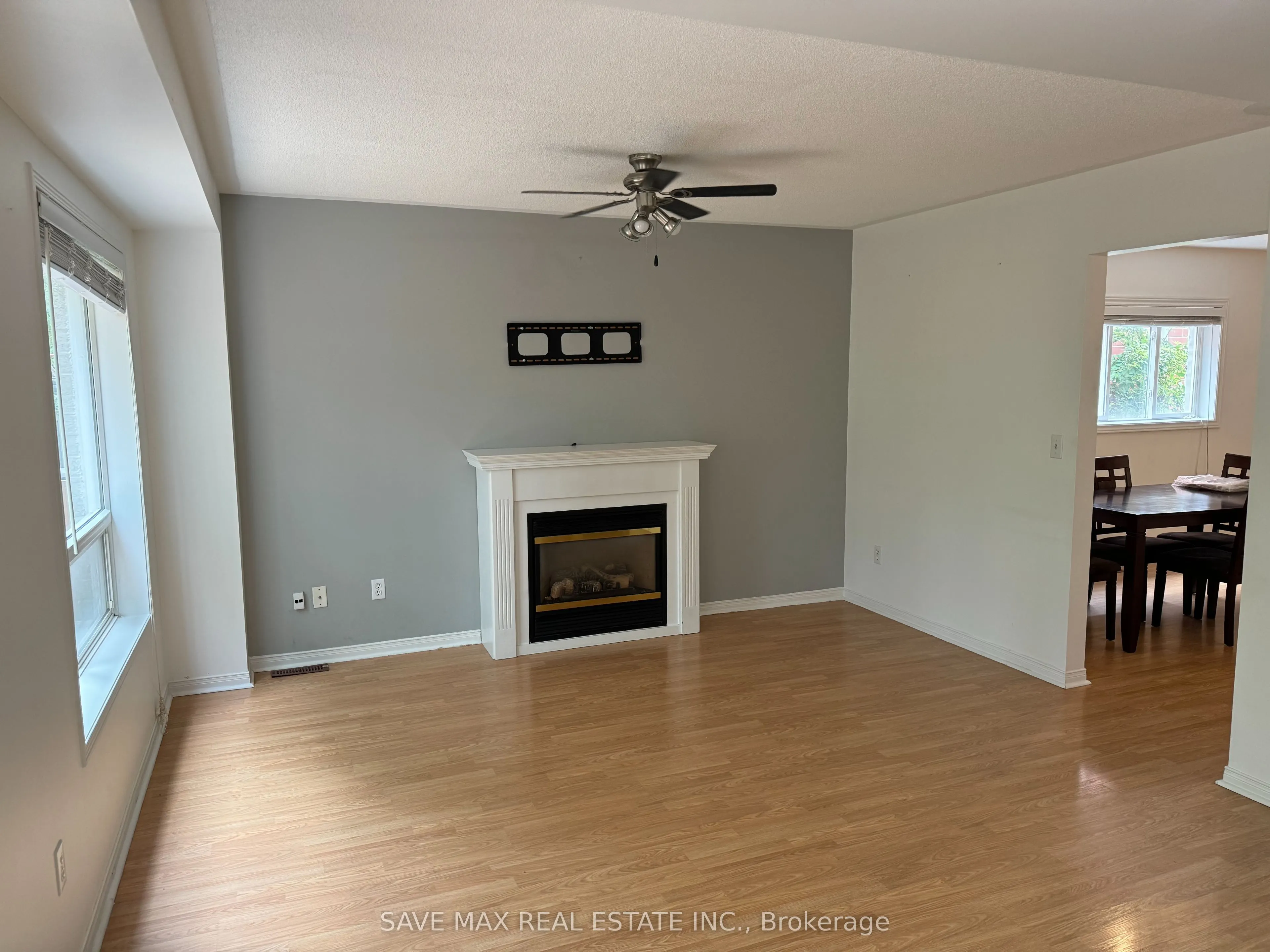 1148 Windbrook Grove