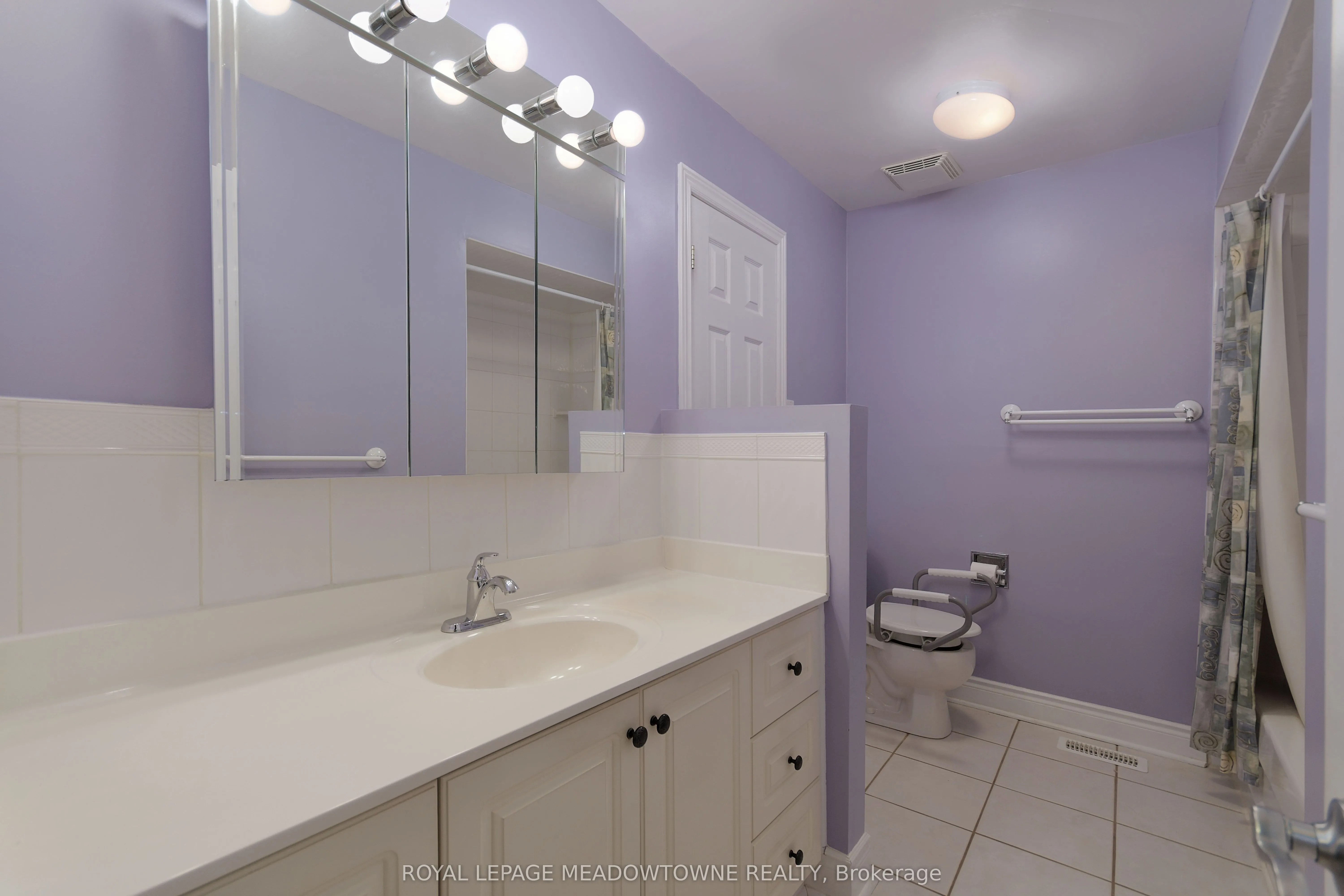 7223 Bendigo Circle