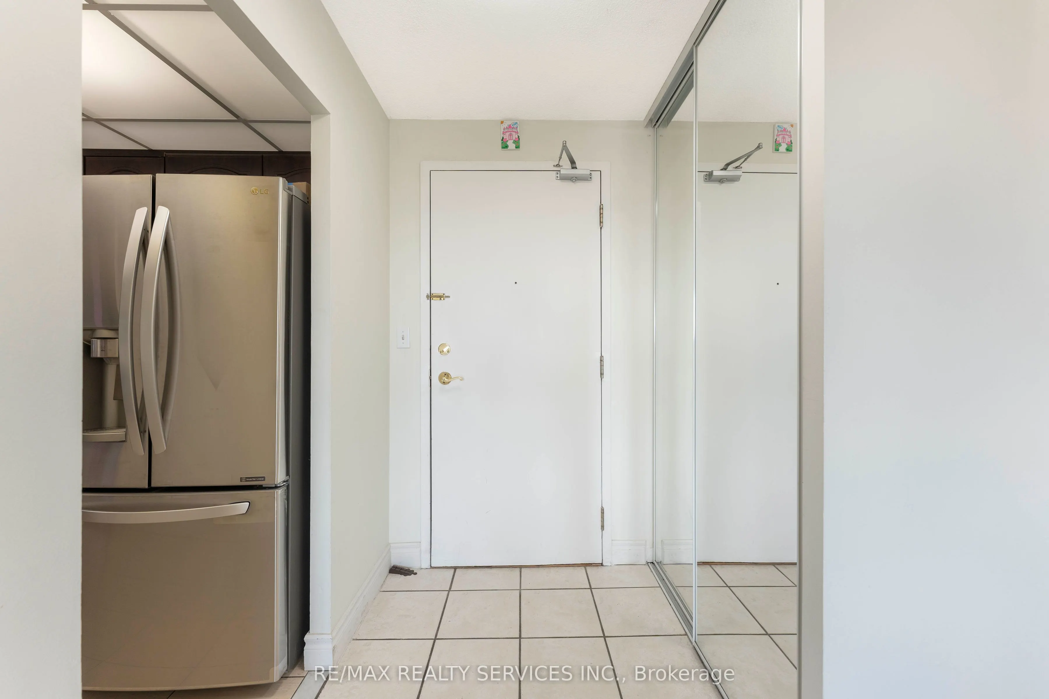 145 Hillcrest Avenue, #1202