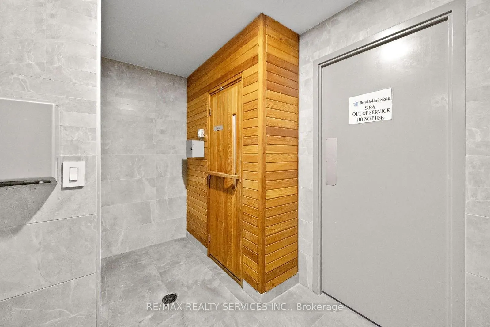 145 Hillcrest Avenue, #1202