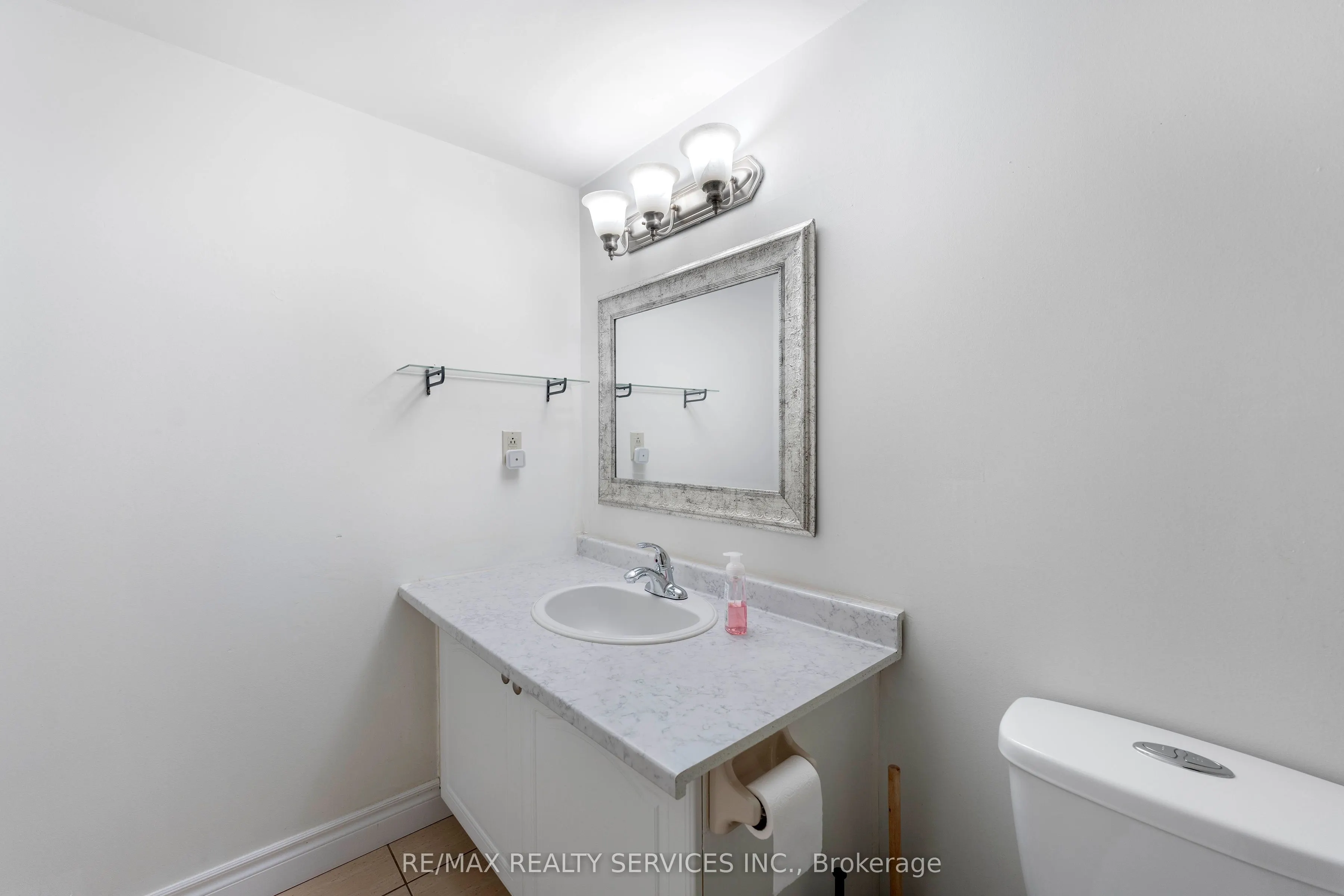 145 Hillcrest Avenue, #1202