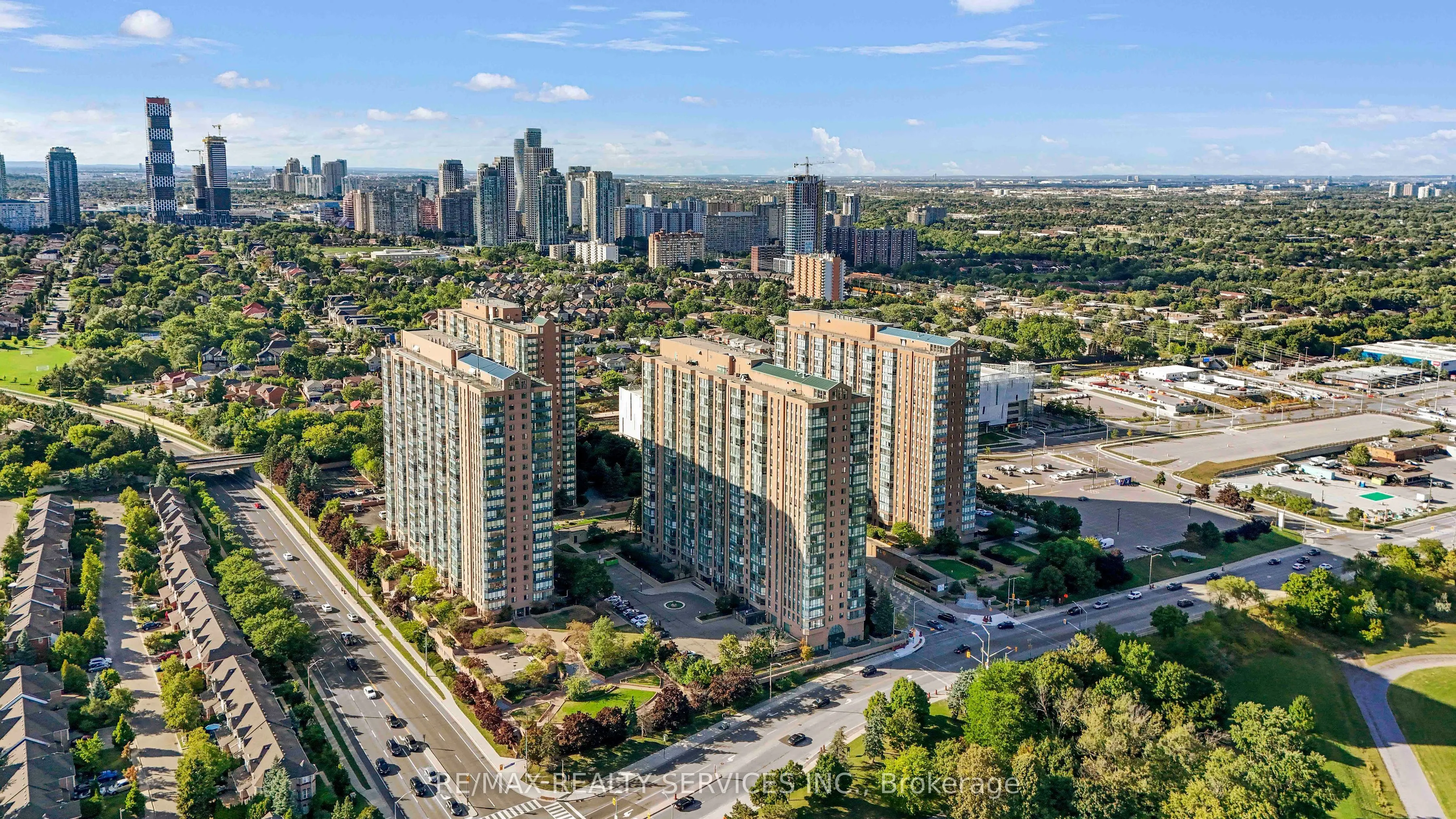 145 Hillcrest Avenue, #1202