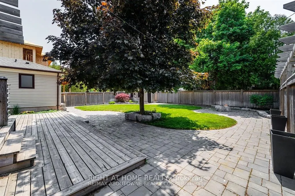 454 Seabourne Drive
