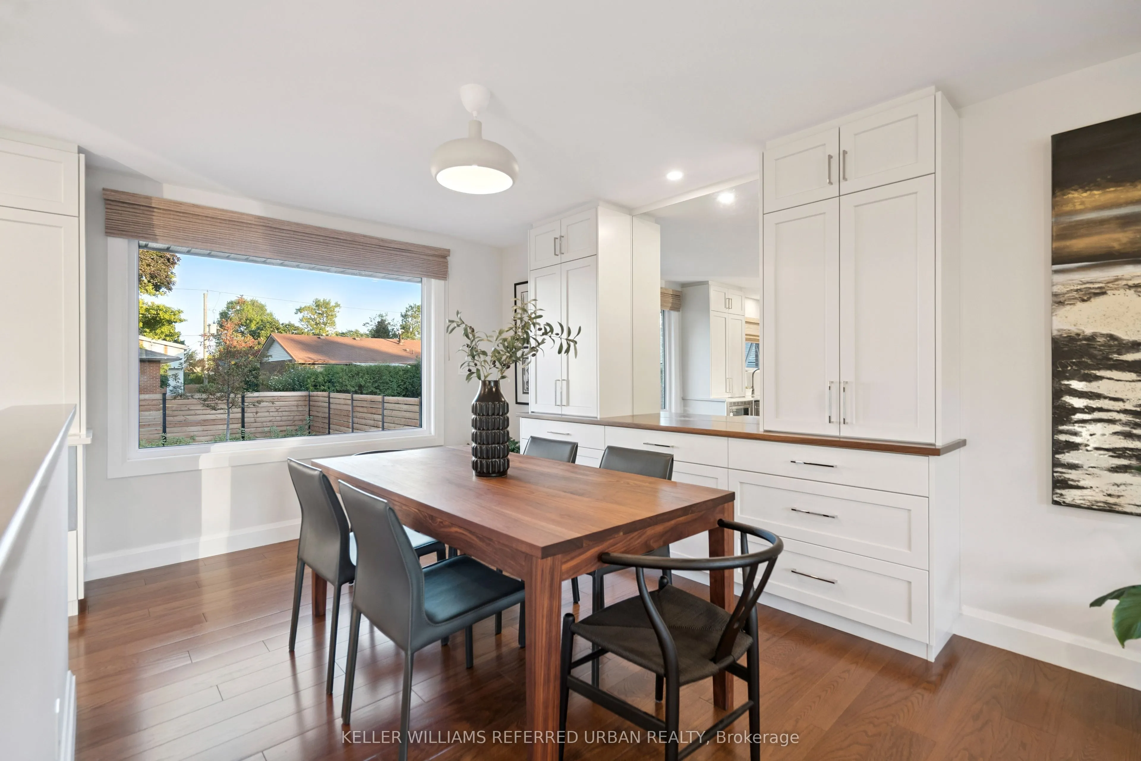 238 Slater Crescent