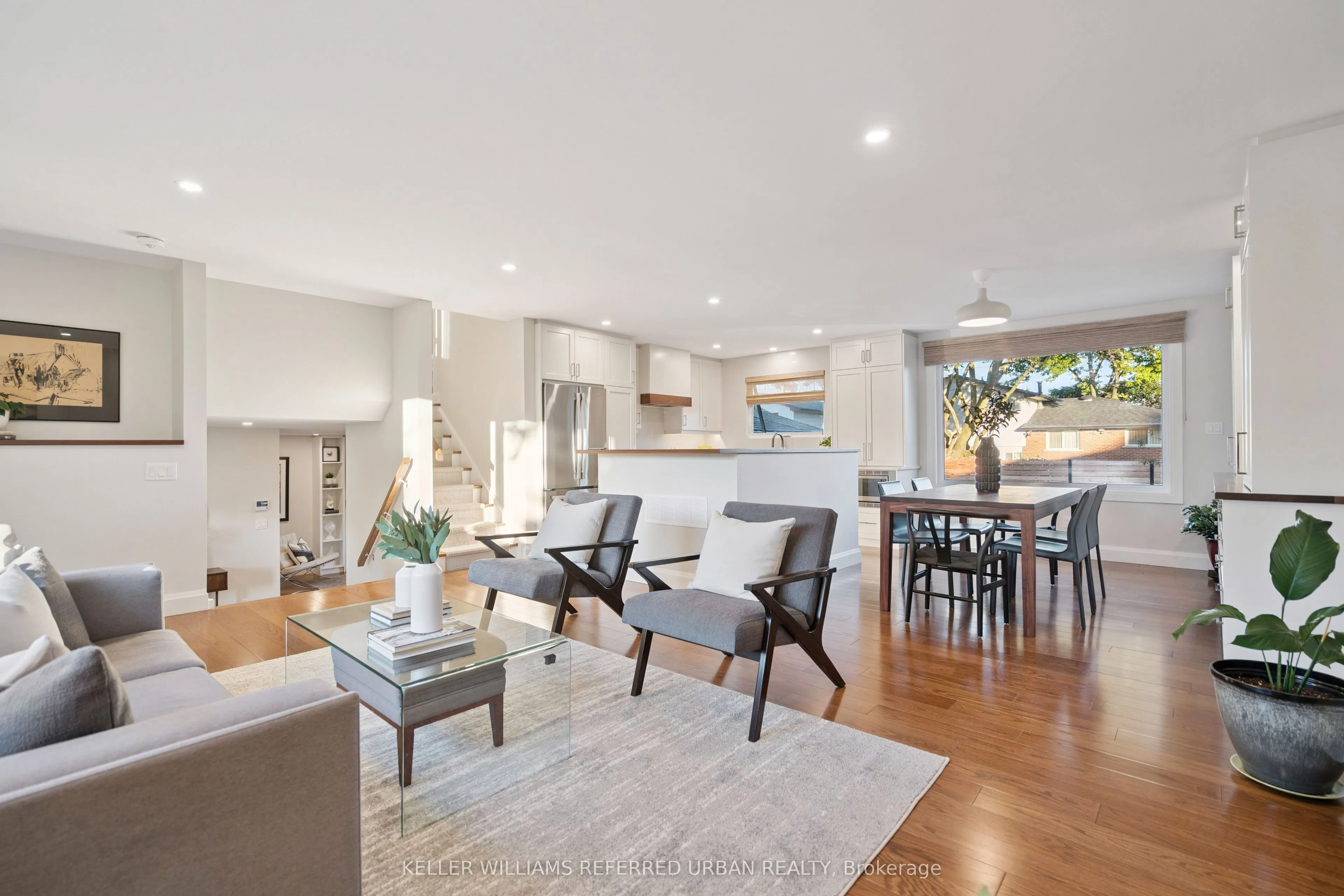 238 Slater Crescent