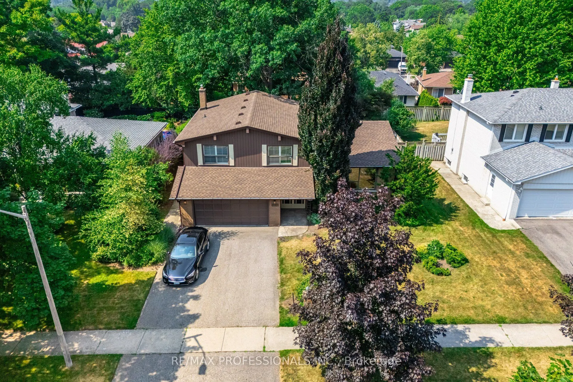 3667 Beechollow Crescent