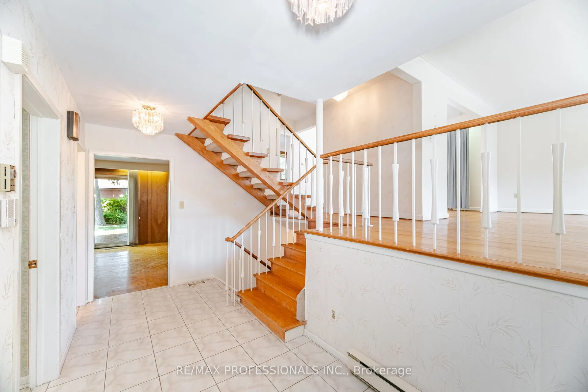3667 Beechollow Crescent