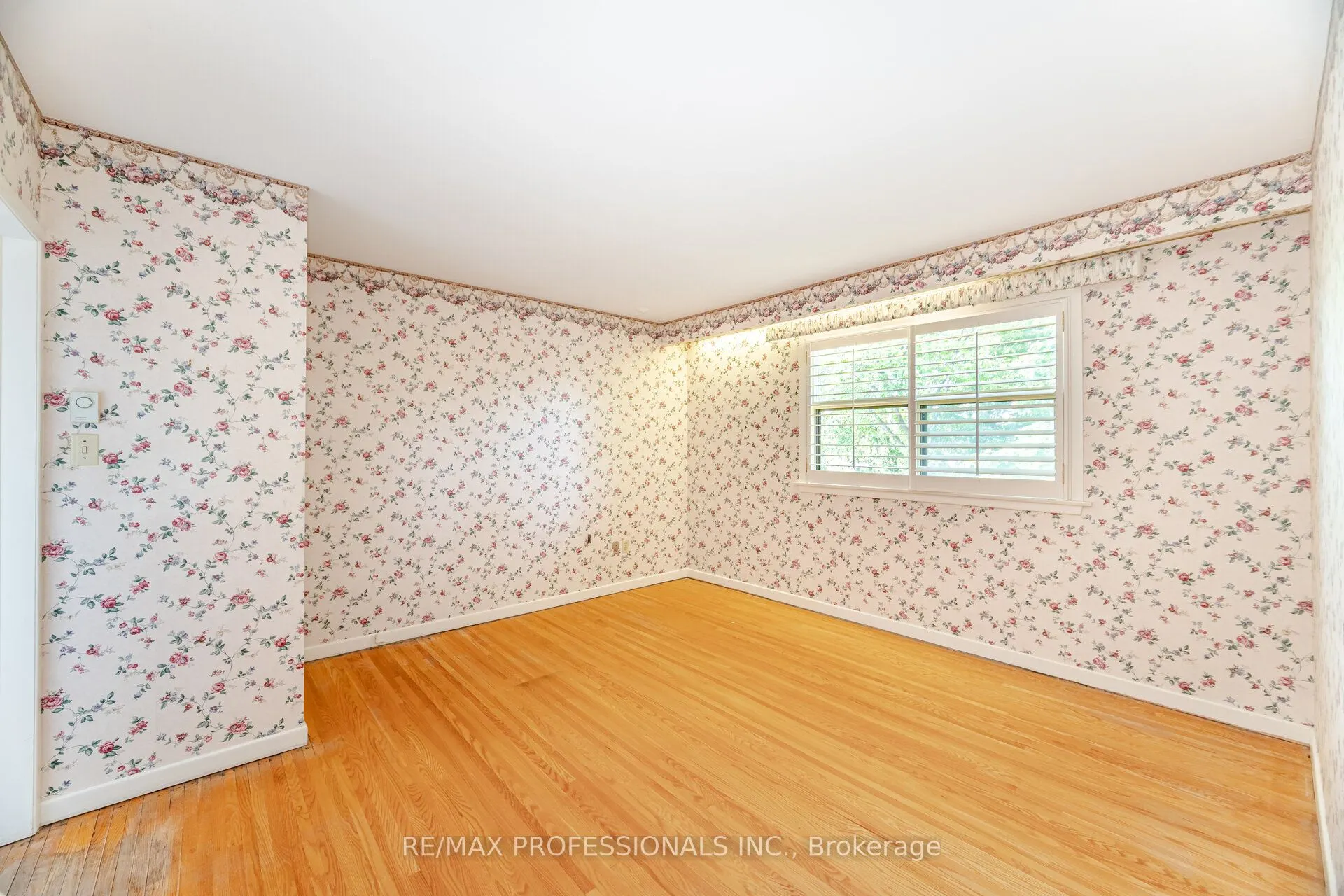 3667 Beechollow Crescent
