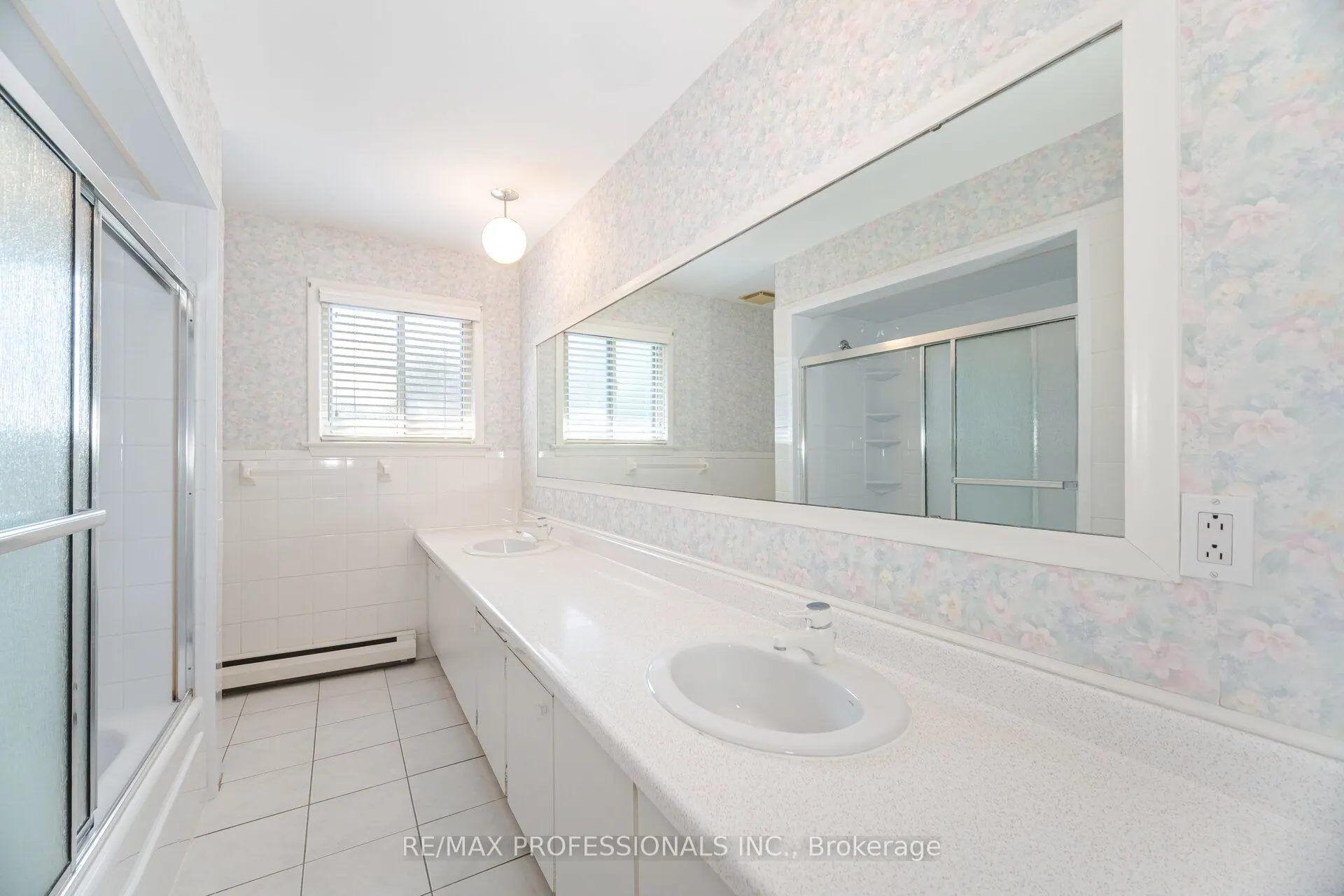 3667 Beechollow Crescent