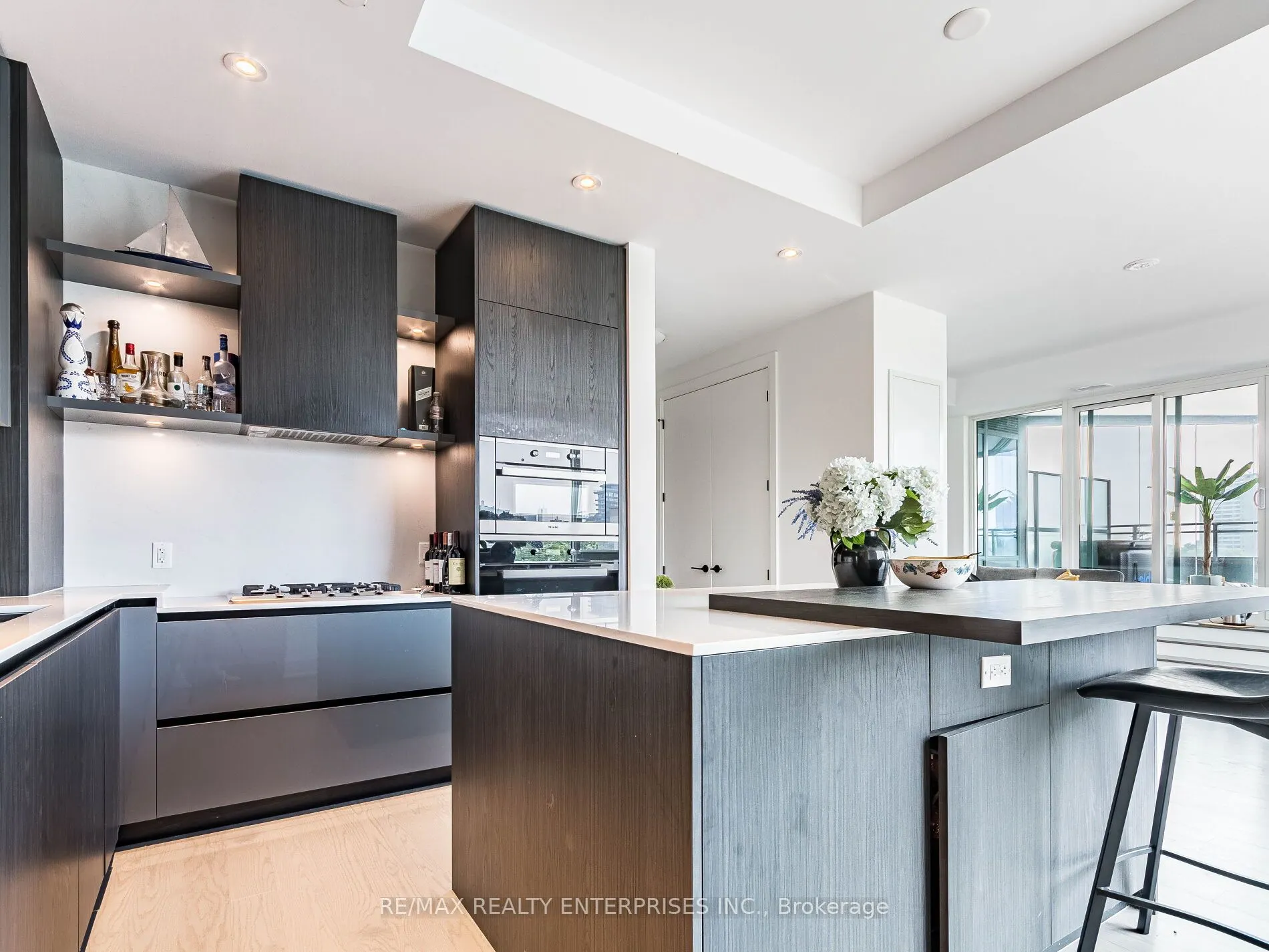 55 Port Street E, #403