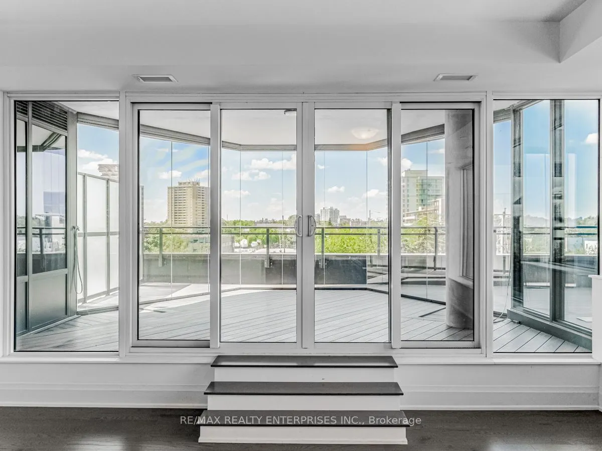 55 Port Street E, #403
