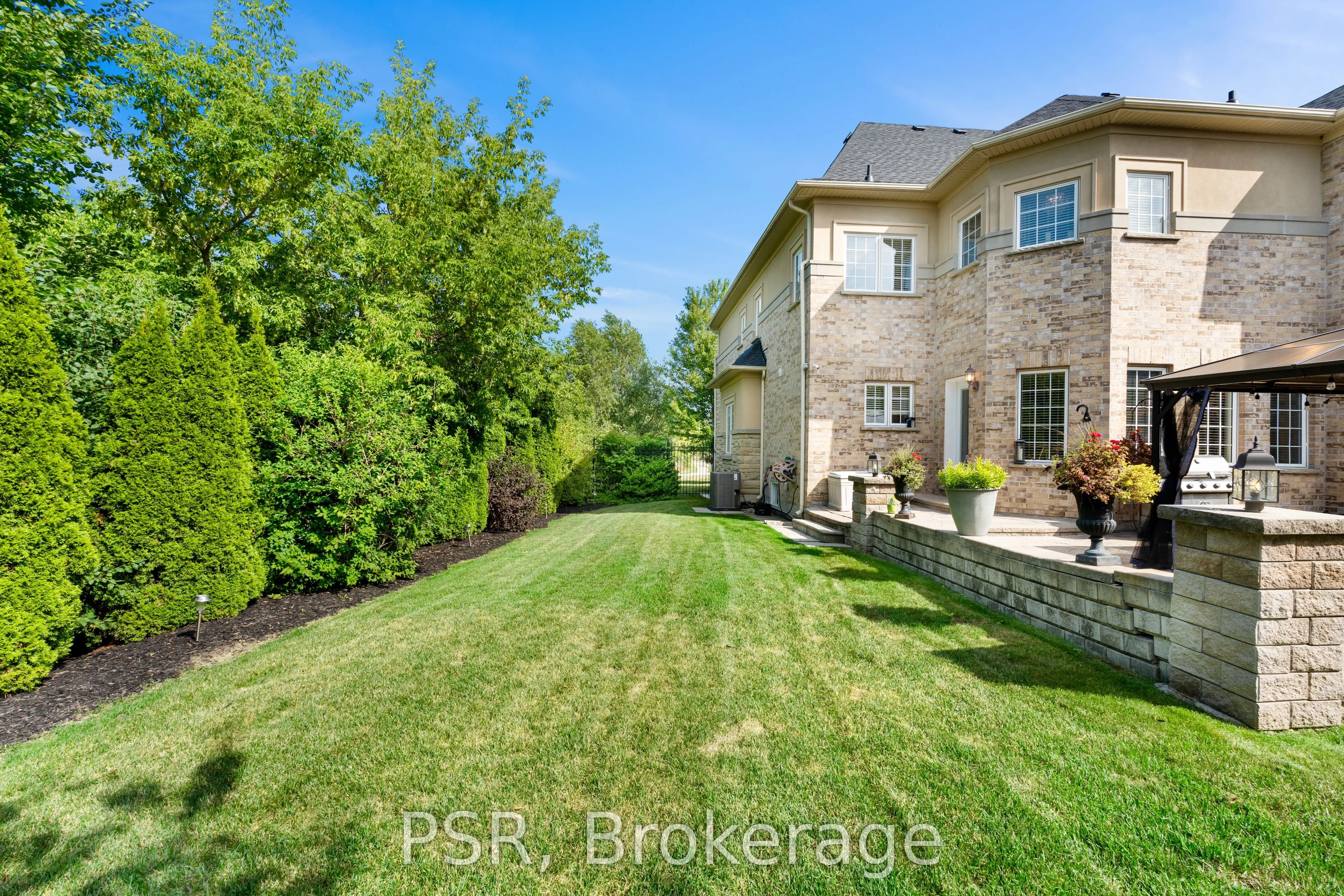 26 Louvain Drive