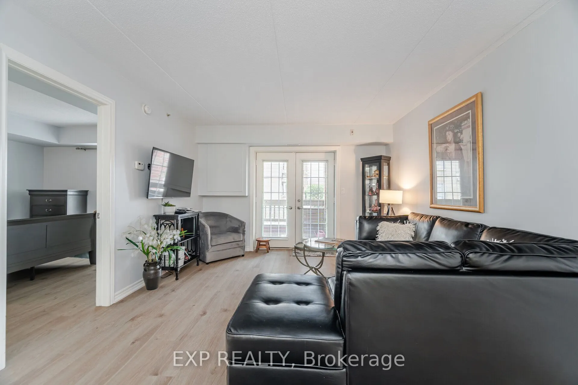 4005 Kilmer Drive, #104