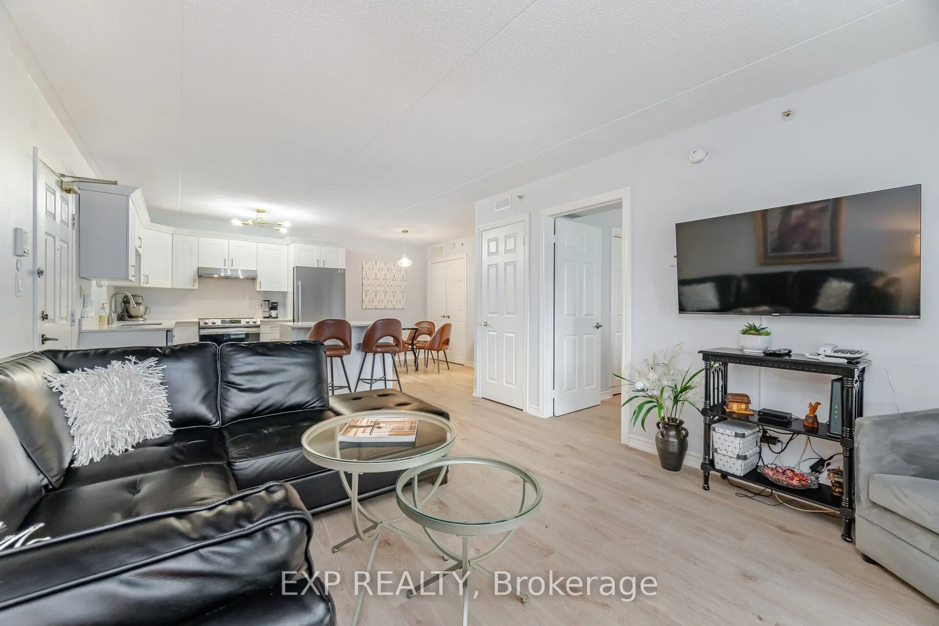 4005 Kilmer Drive, #104