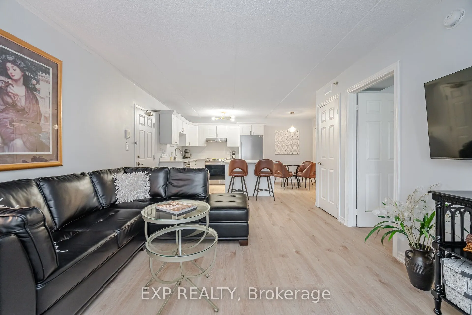 4005 Kilmer Drive, #104