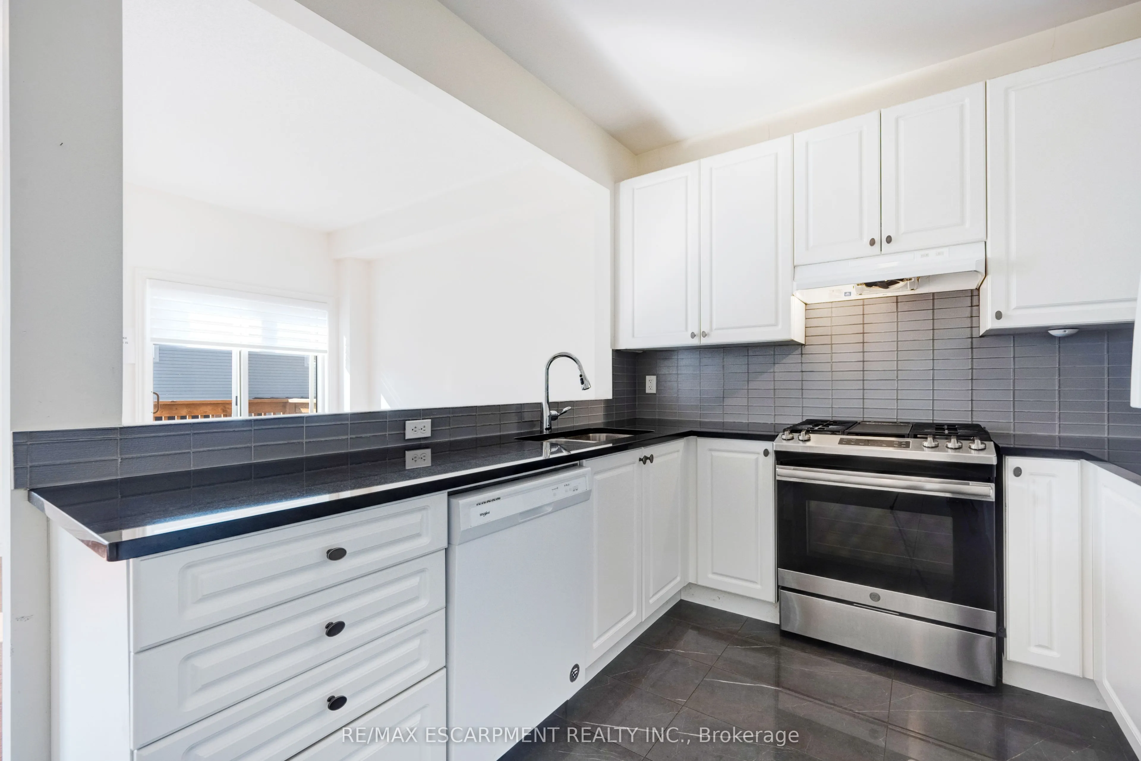 489 Downes Jackson Heights