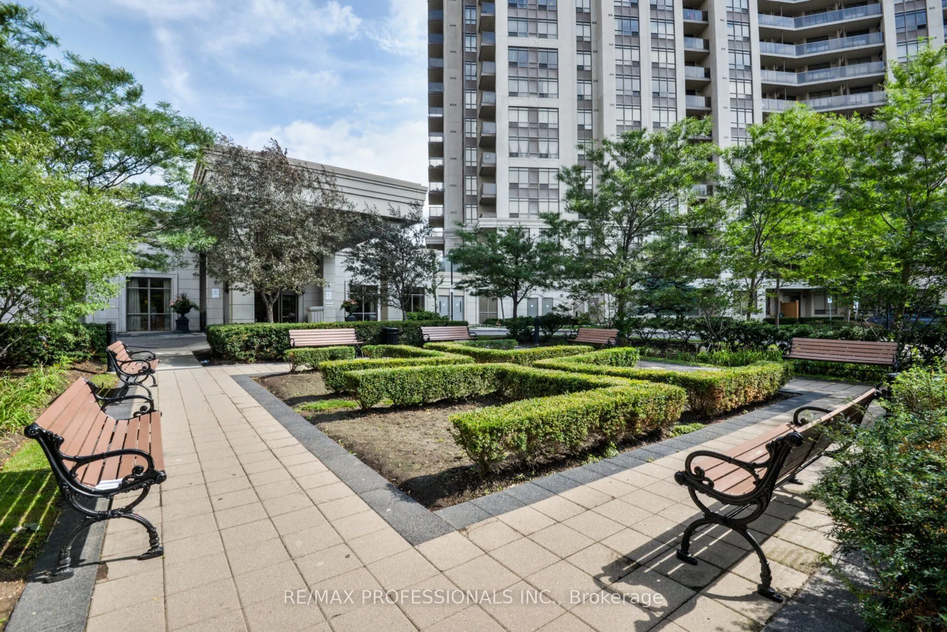 700 Humberwood Boulevard, #PH21