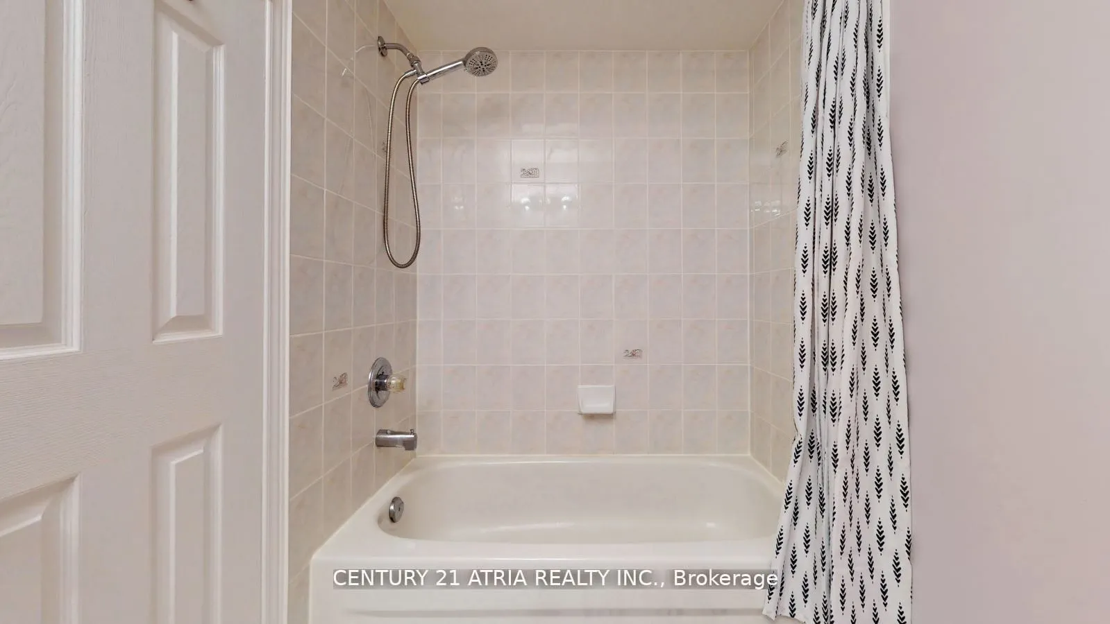 1425 Abbeywood Drive, #4