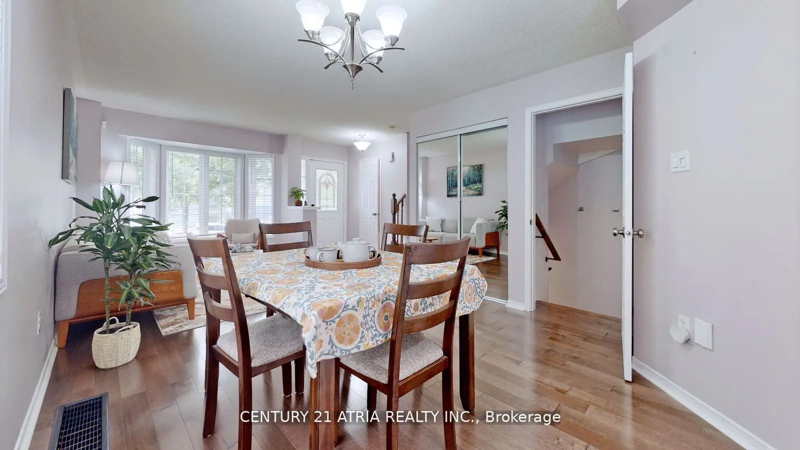1425 Abbeywood Drive, #4