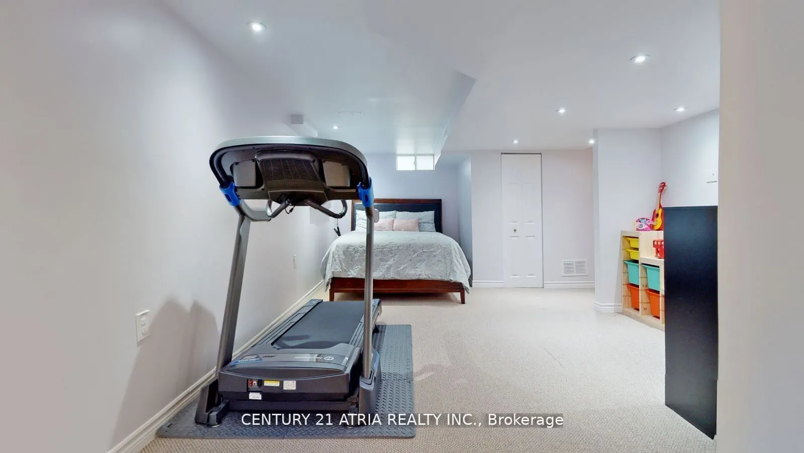 1425 Abbeywood Drive, #4
