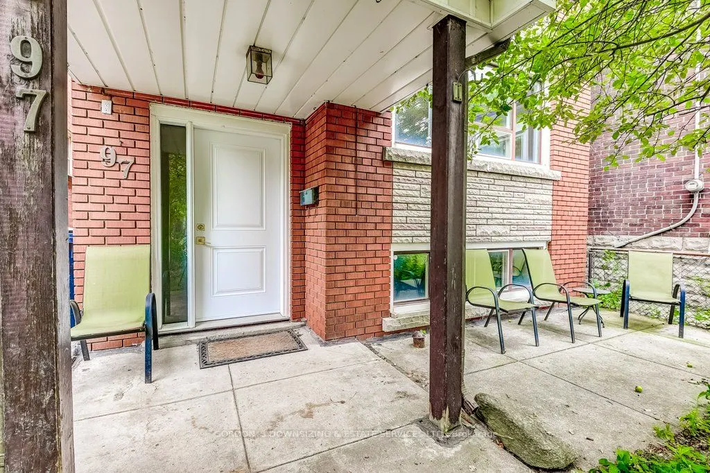 97 Mc Roberts Avenue