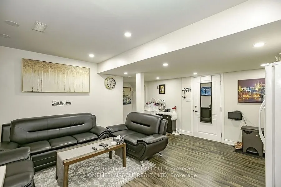 20 Culture Crescent