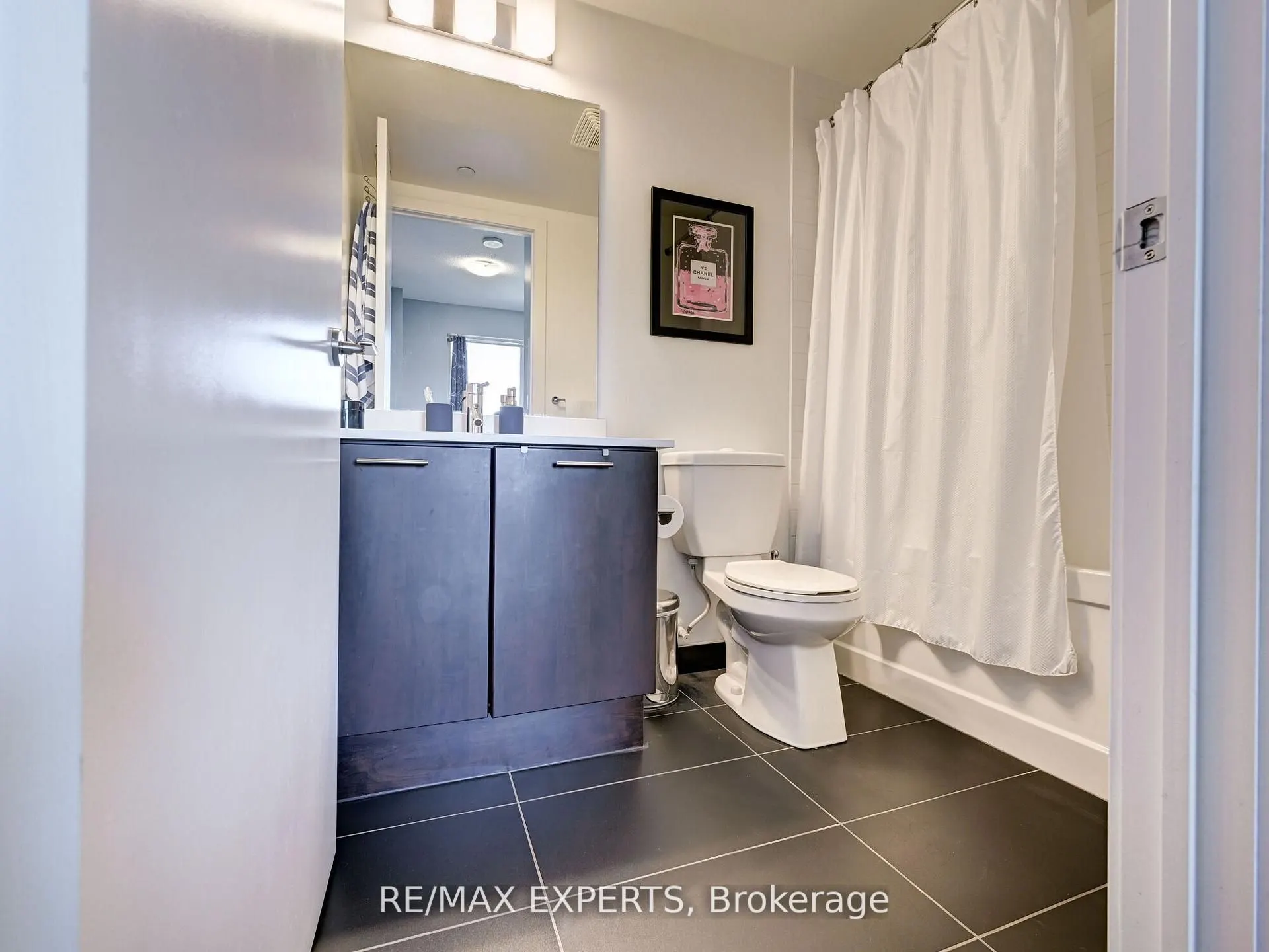 2212 Lake Shore Boulevard W, #4001