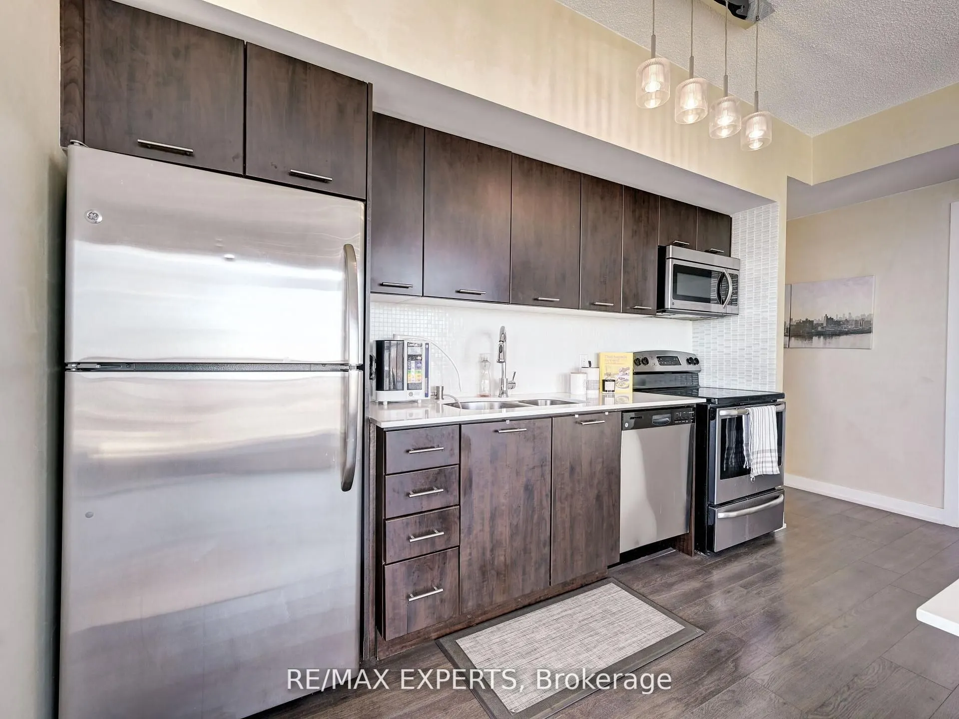 2212 Lake Shore Boulevard W, #4001