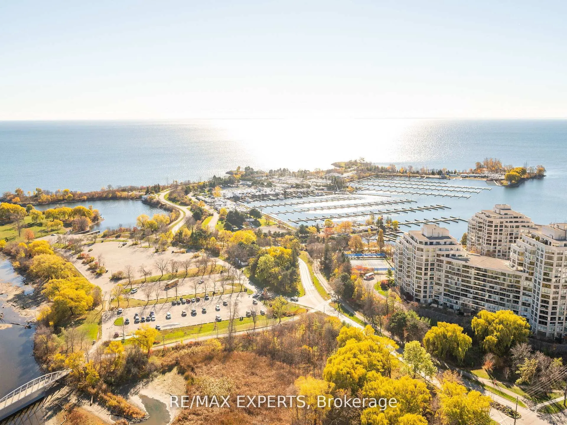2212 Lake Shore Boulevard W, #4001