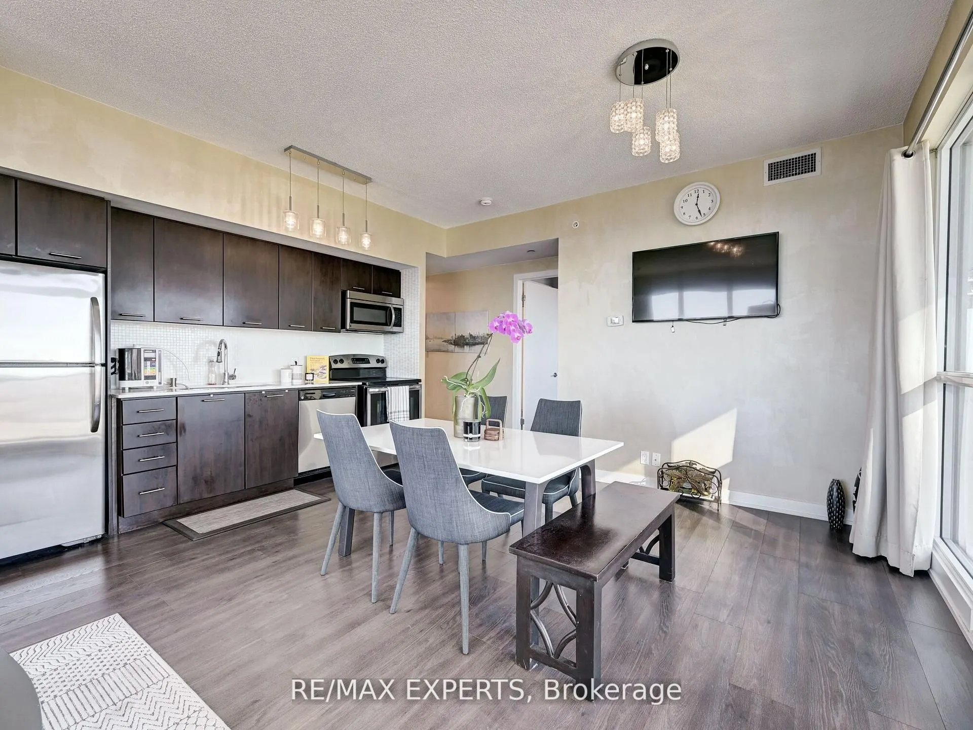 2212 Lake Shore Boulevard W, #4001