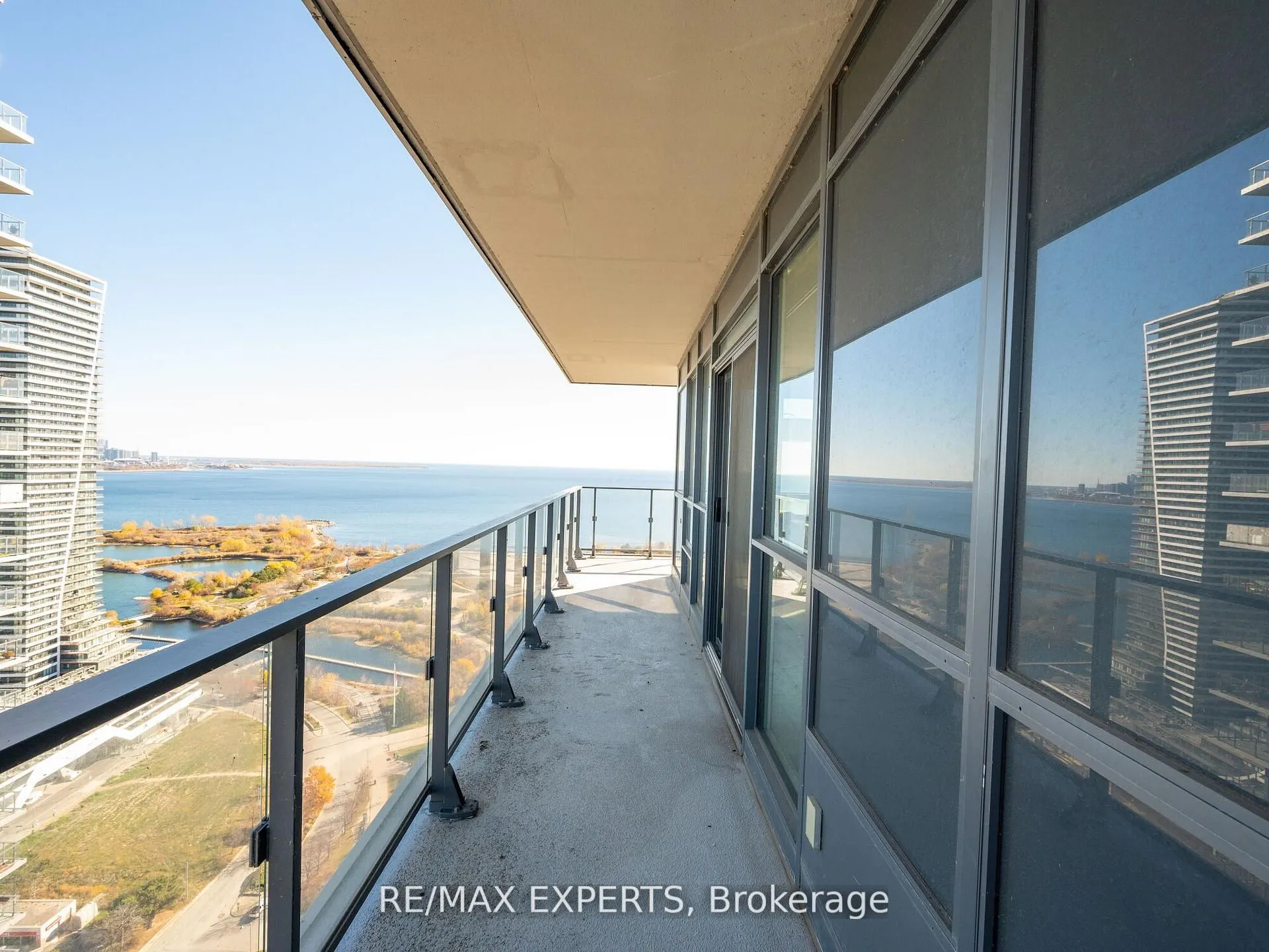 2212 Lake Shore Boulevard W, #4001