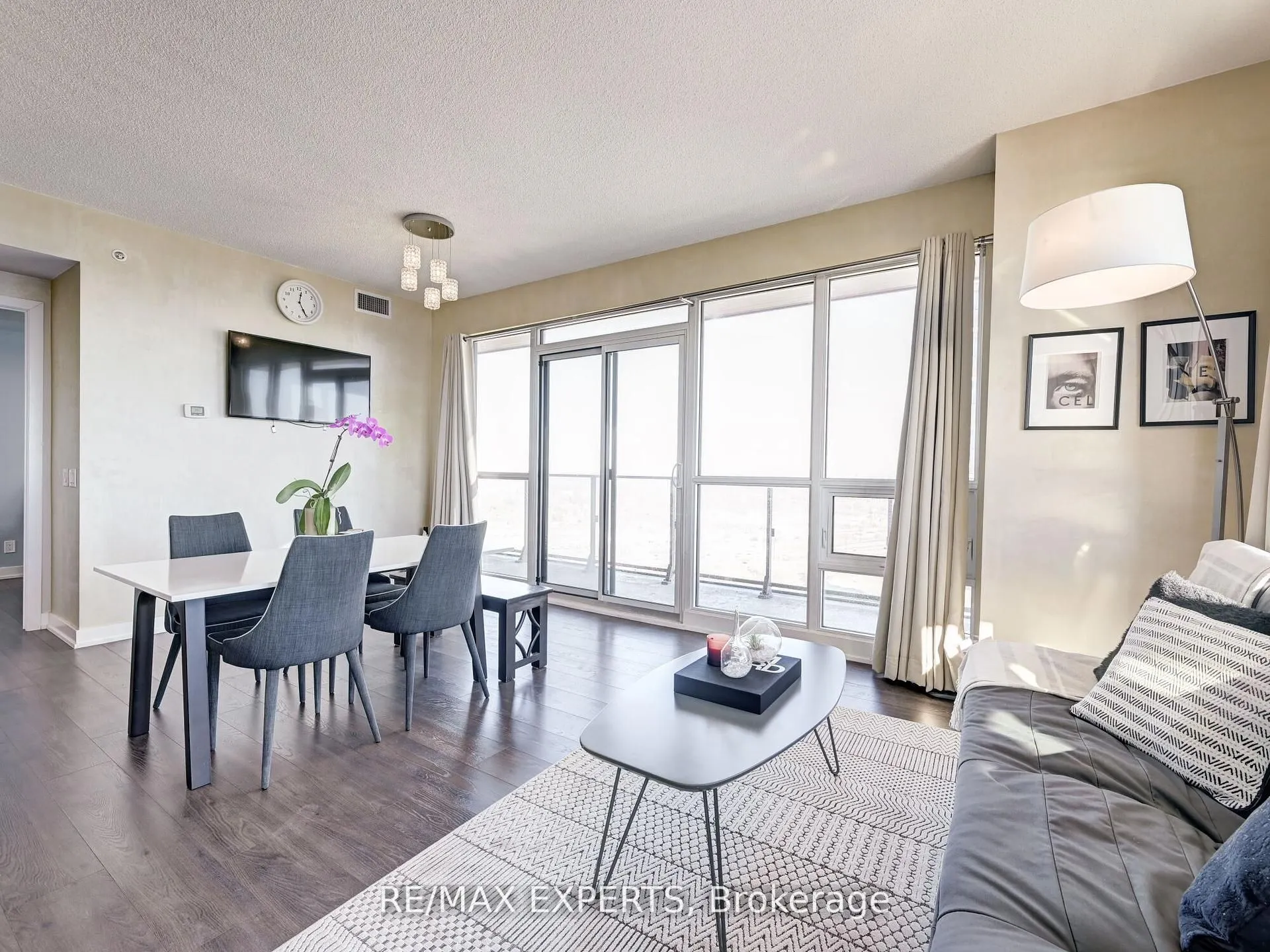 2212 Lake Shore Boulevard W, #4001