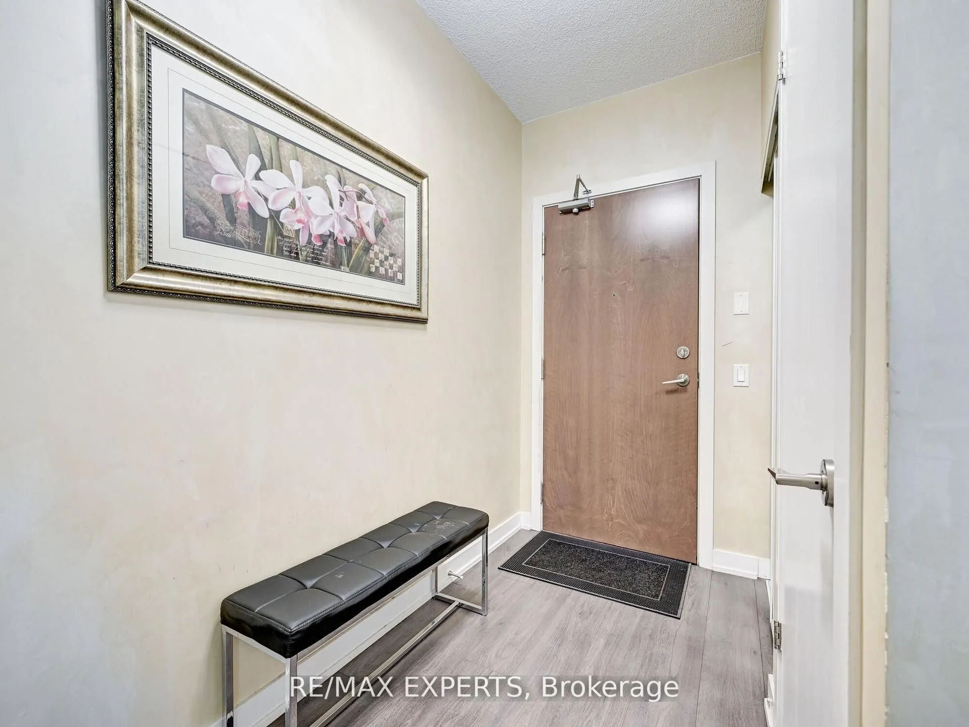 2212 Lake Shore Boulevard W, #4001