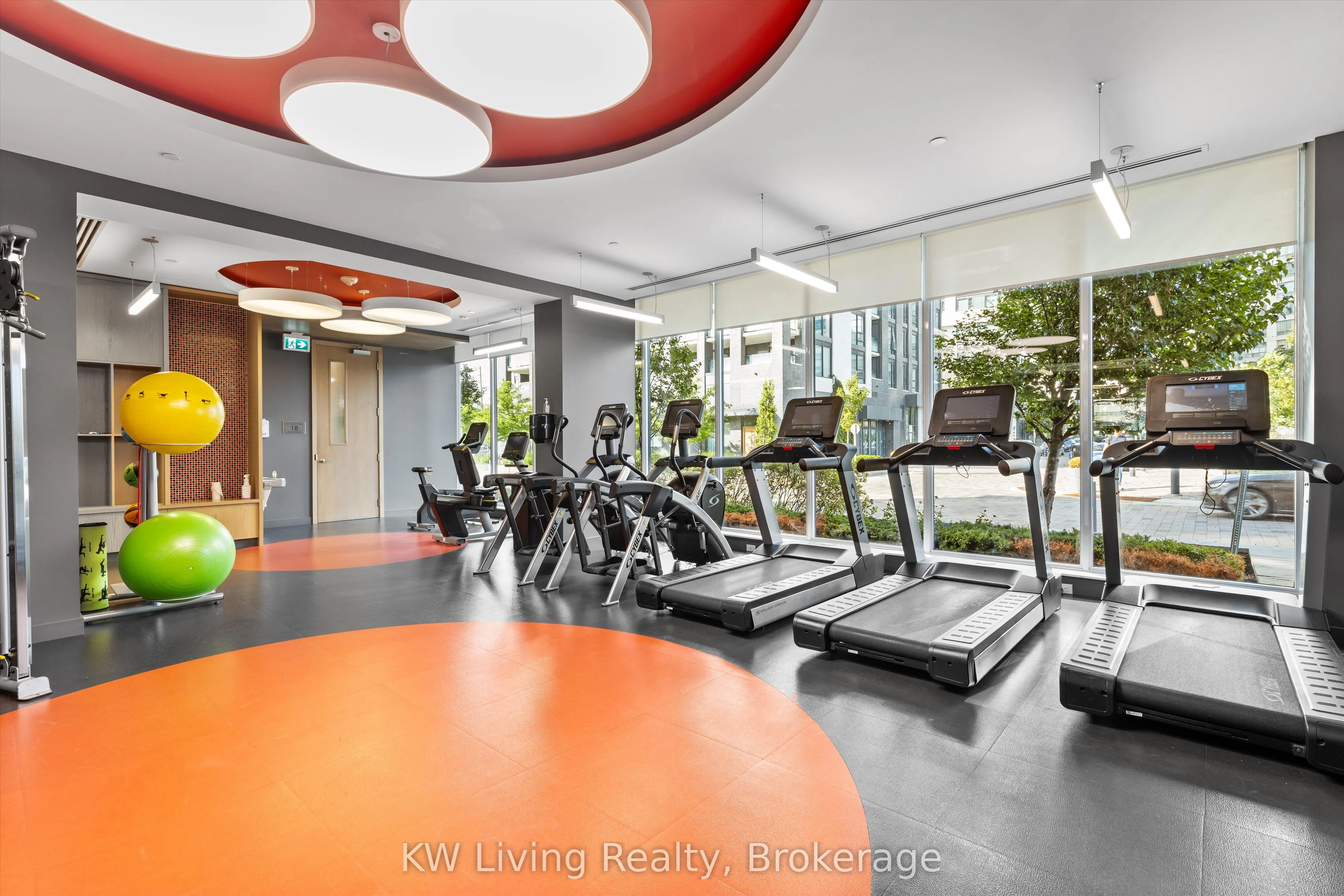 20 Thomas Riley Road, #302