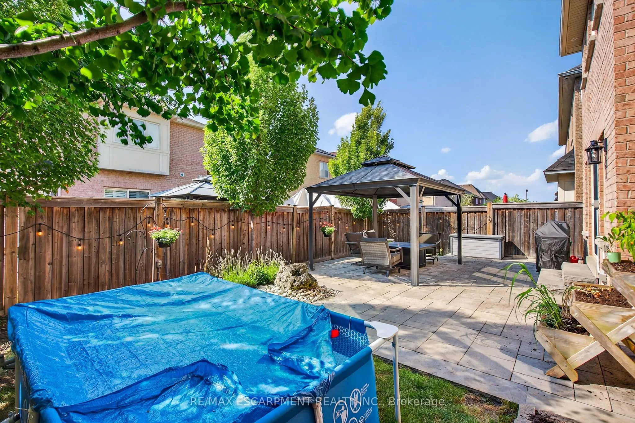 4223 Fuller Crescent