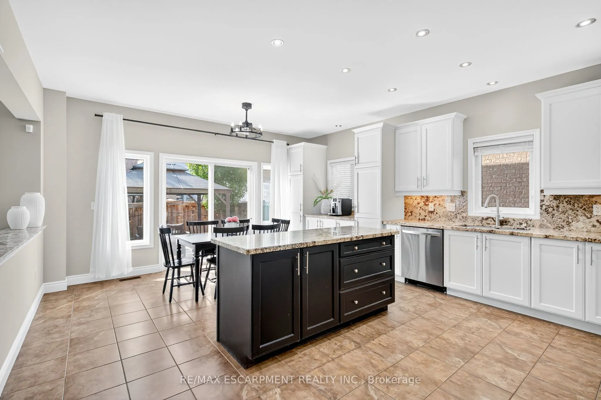 4223 Fuller Crescent