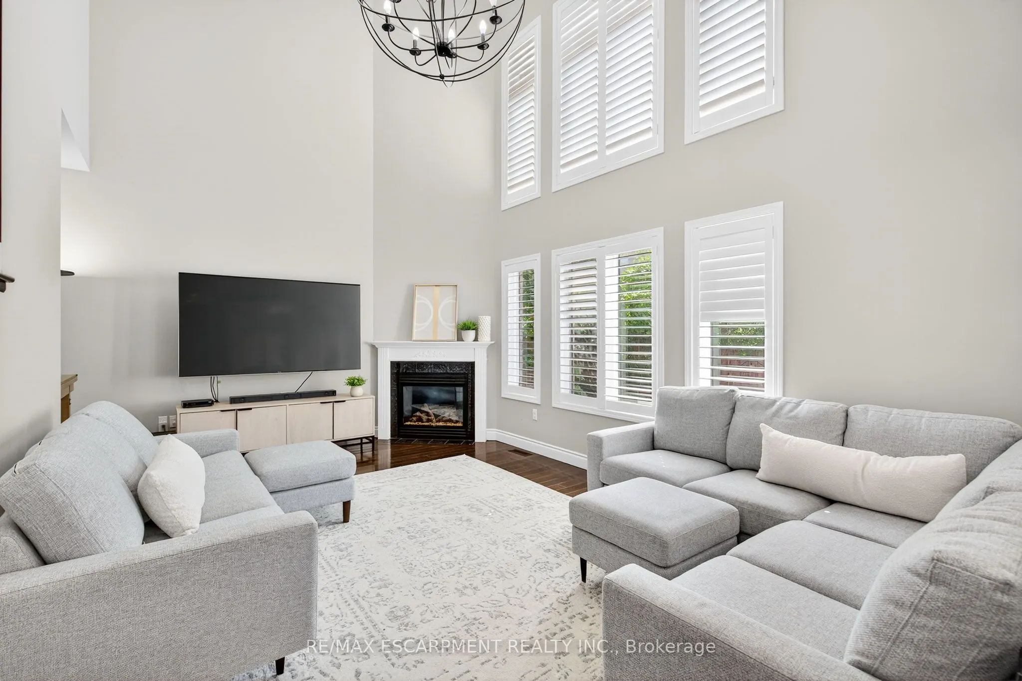 4223 Fuller Crescent