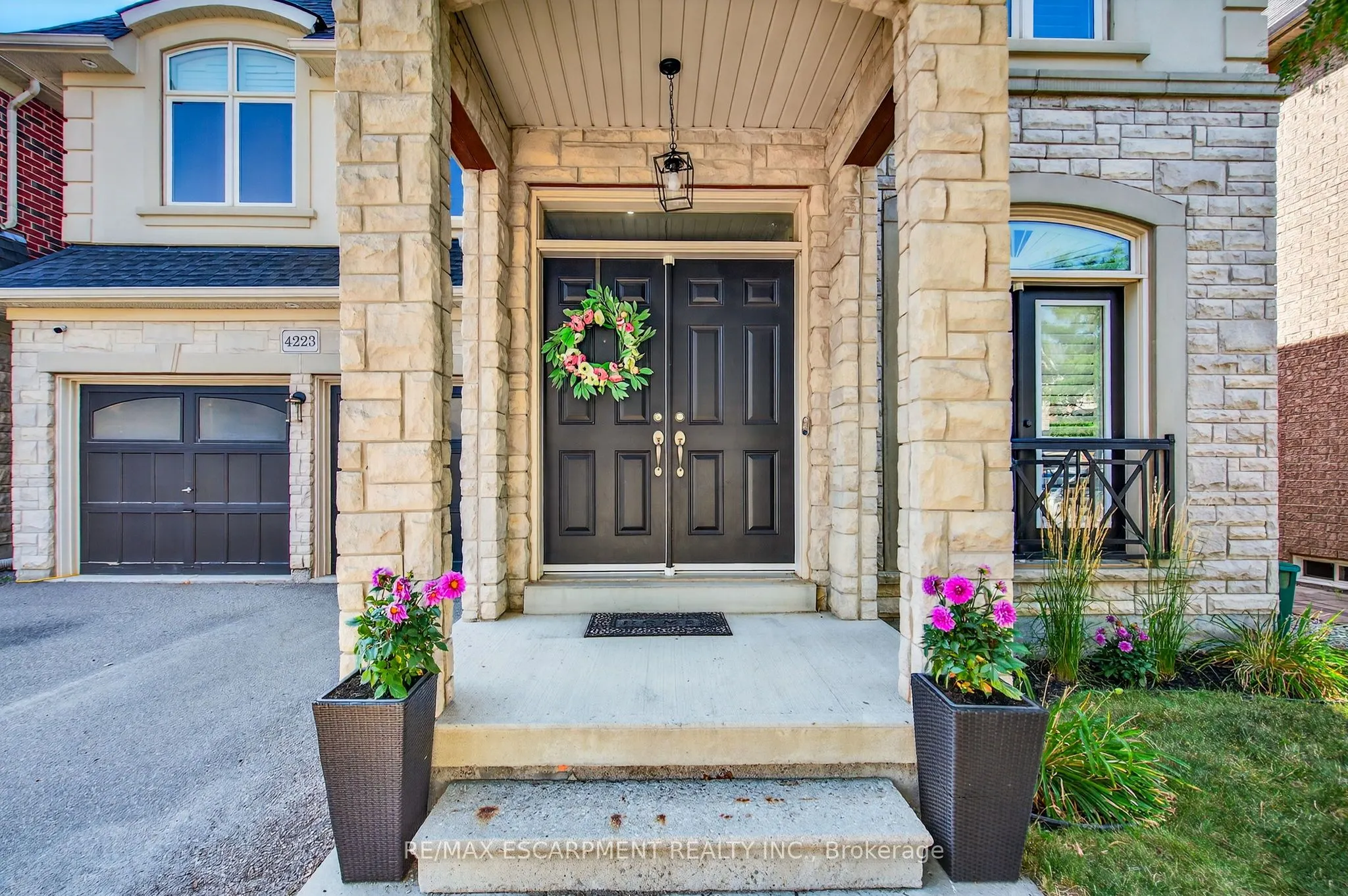 4223 Fuller Crescent