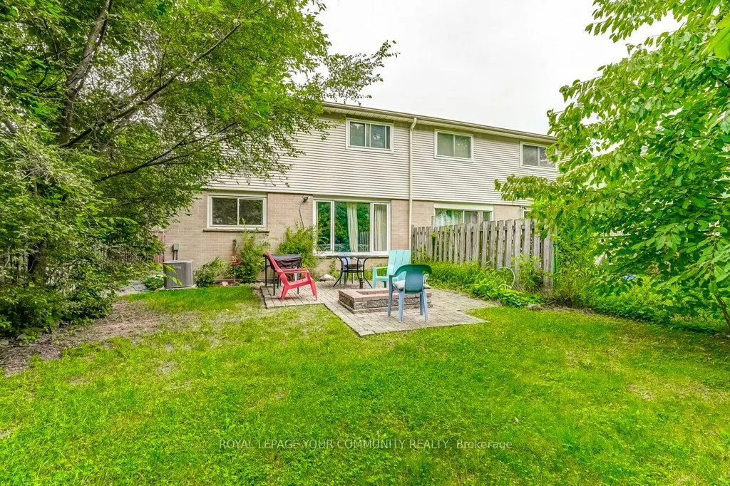2290 Delkus Crescent