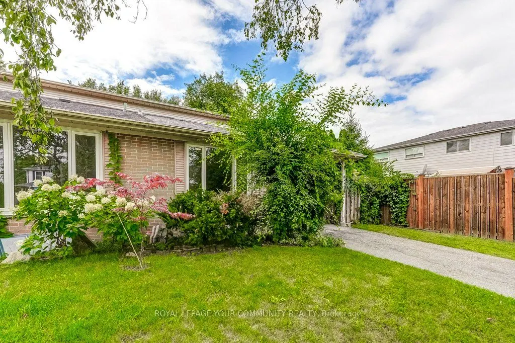 2290 Delkus Crescent