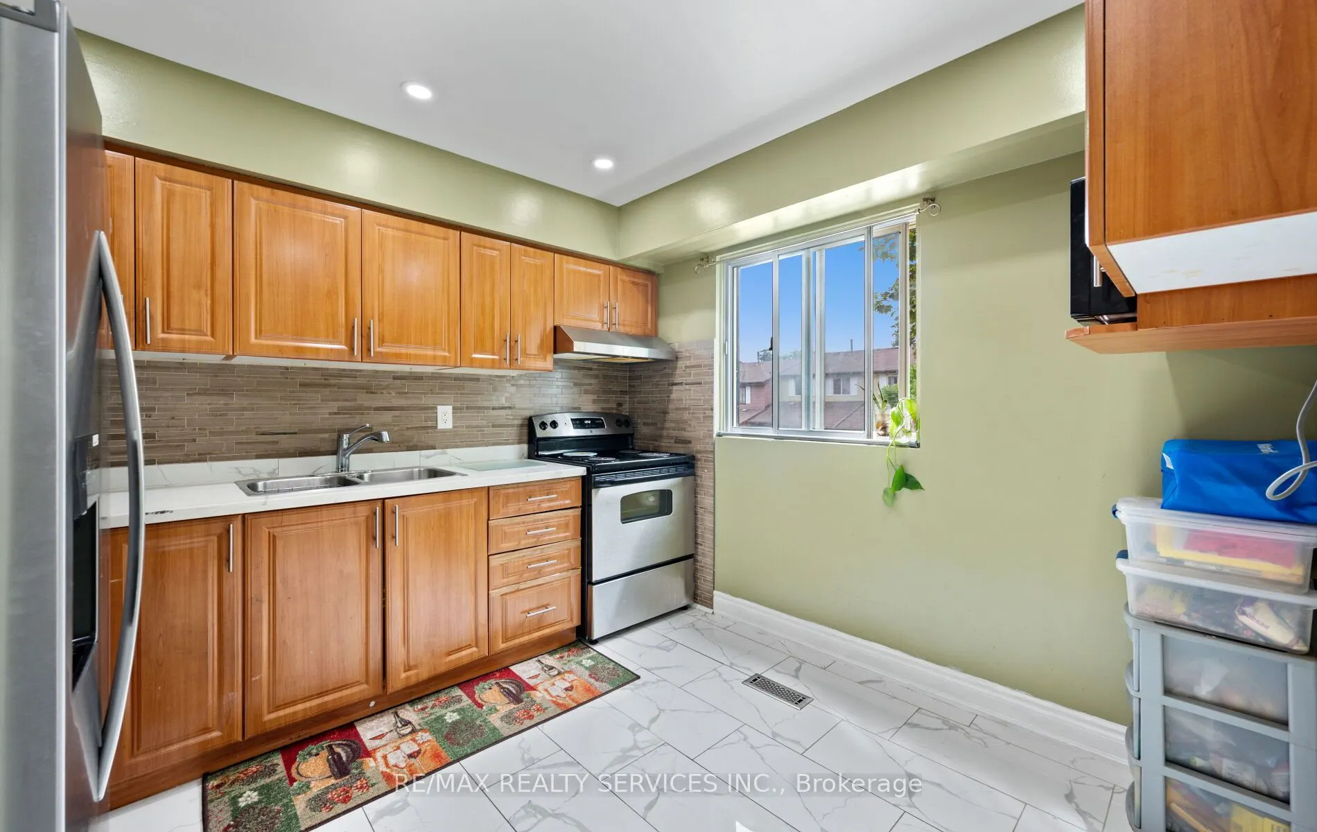 124 Baronwood Court, #124