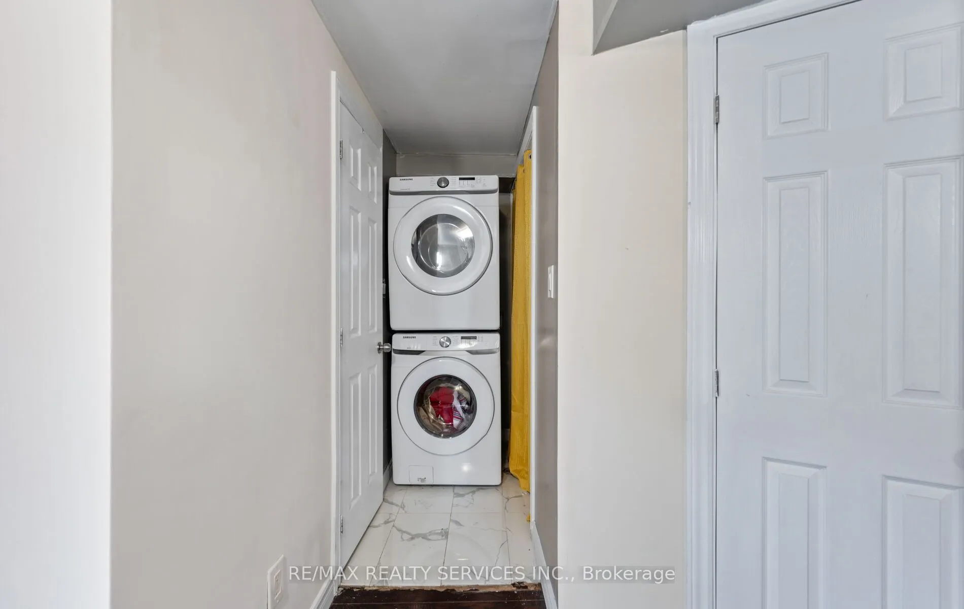 124 Baronwood Court, #124