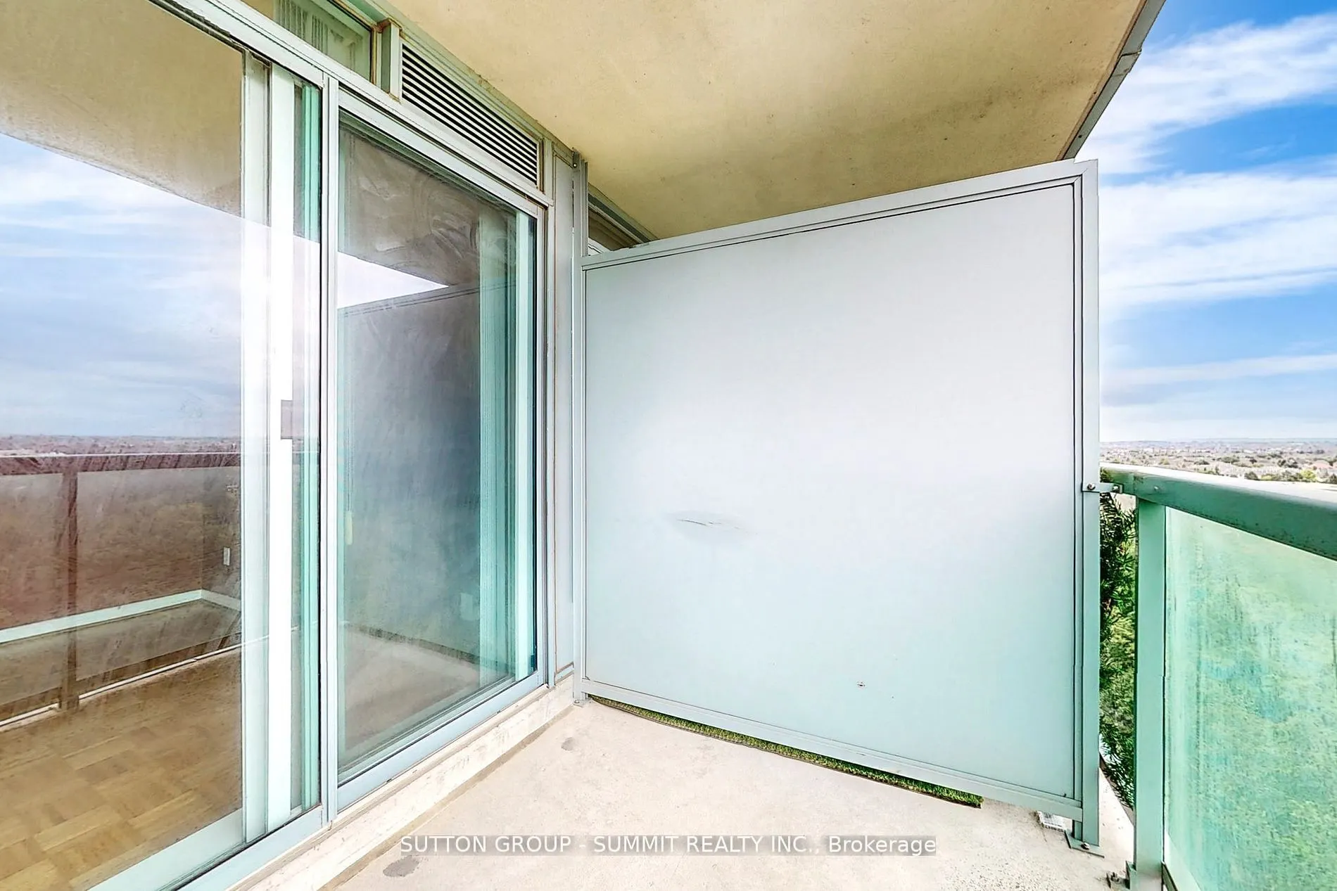 2565 Erin Centre Boulevard, #1203