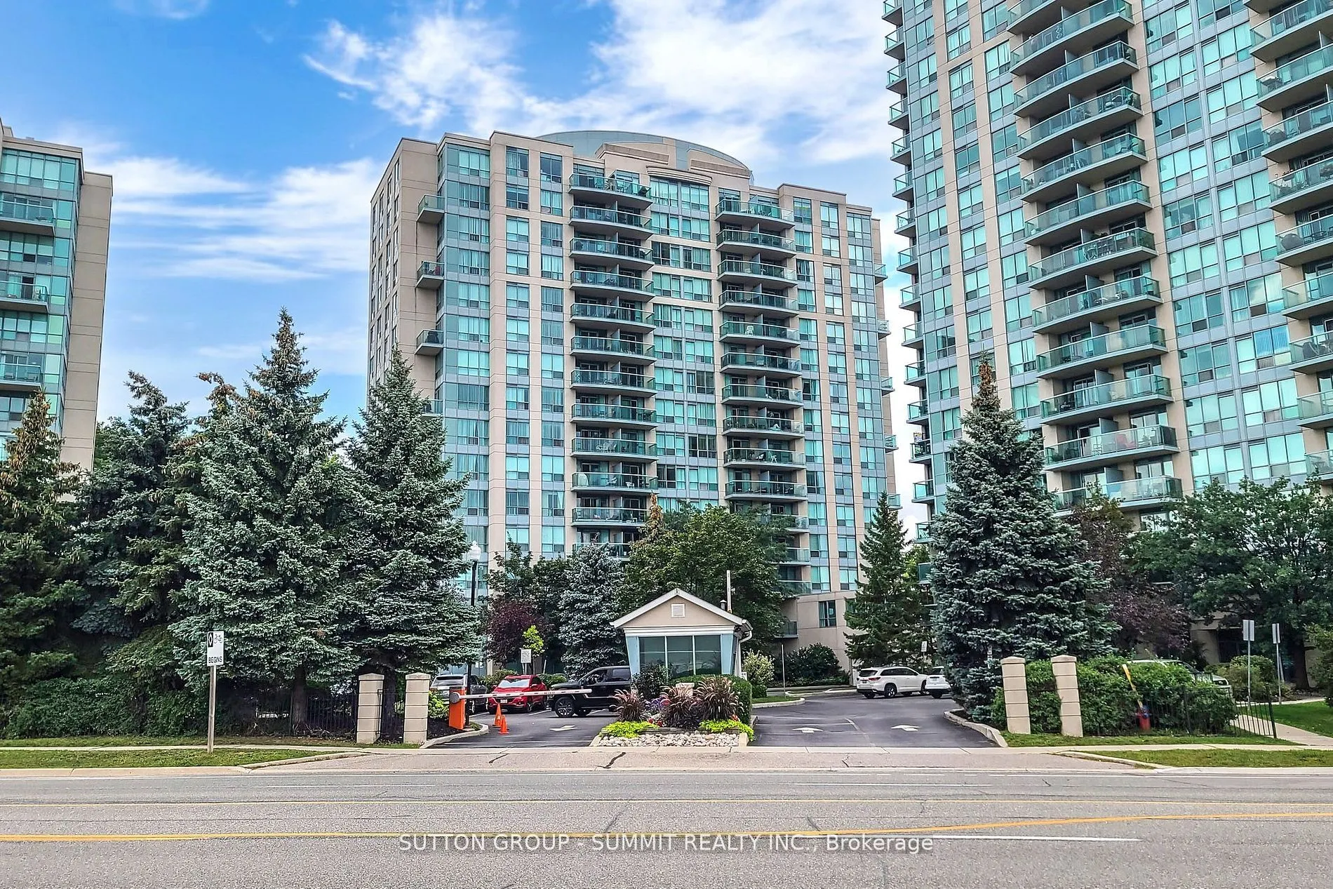 2565 Erin Centre Boulevard, #1203