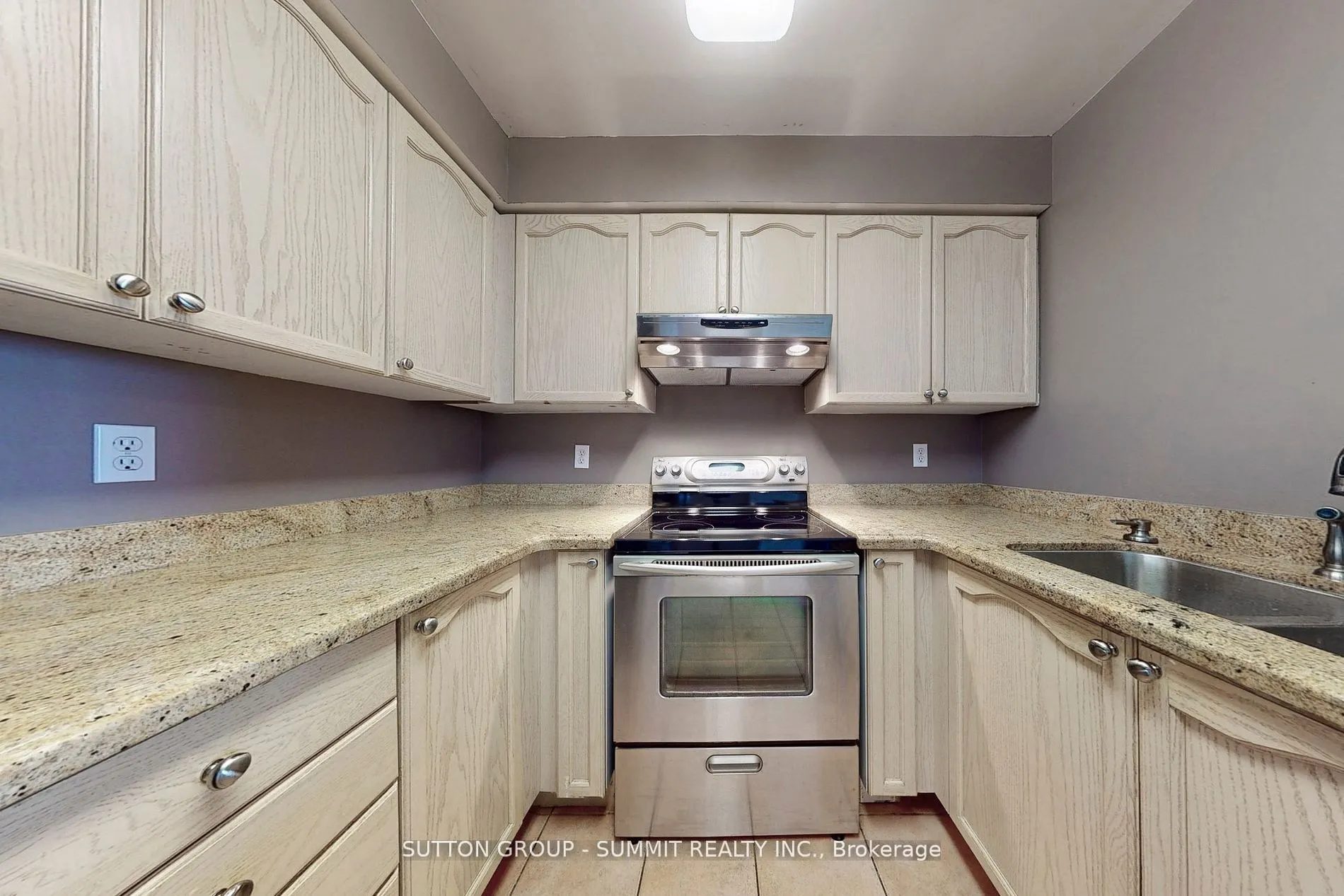 2565 Erin Centre Boulevard, #1203